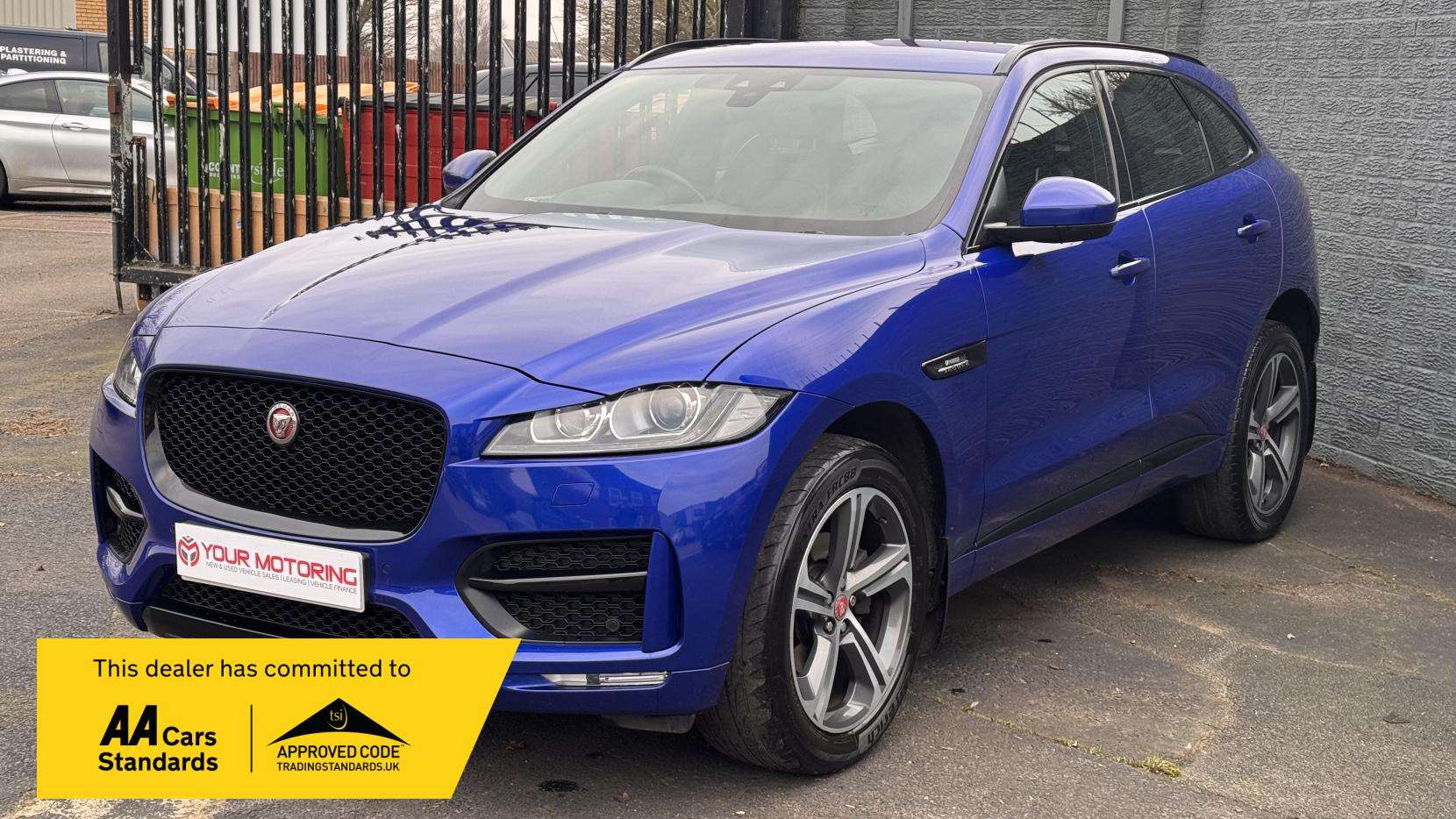 2017 JAGUAR F-PACE 2017 JAGUAR F-PACE