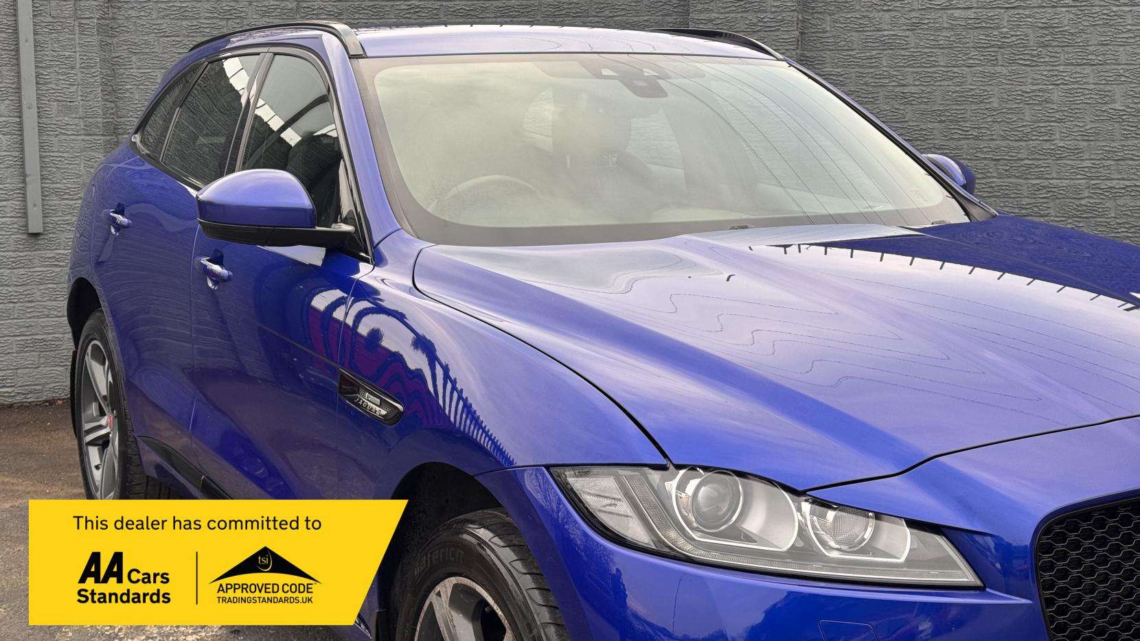 2017 JAGUAR F-PACE 2017 JAGUAR F-PACE