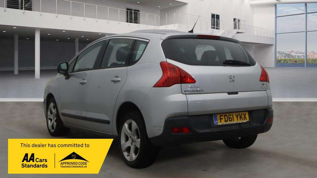 2012 PEUGEOT 3008 2012 PEUGEOT 3008
