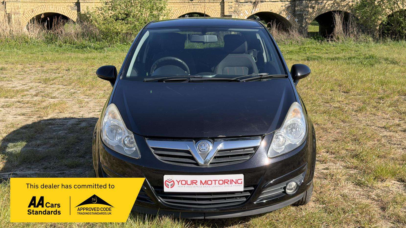 A 2009 VAUXHALL CORSA 1.2i 16v SXi Hatchback 3dr Petrol Manual (146 g/km, 79 bhp) A 2009 VAUXHALL CORSA 1.2i 16v SXi Hatchback 3dr Petrol Manual (146 g/km, 79 bhp)