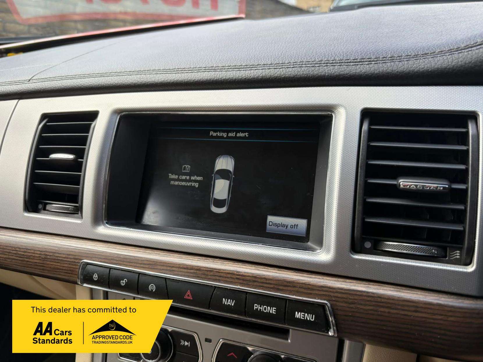 2014 JAGUAR XF 2014 JAGUAR XF