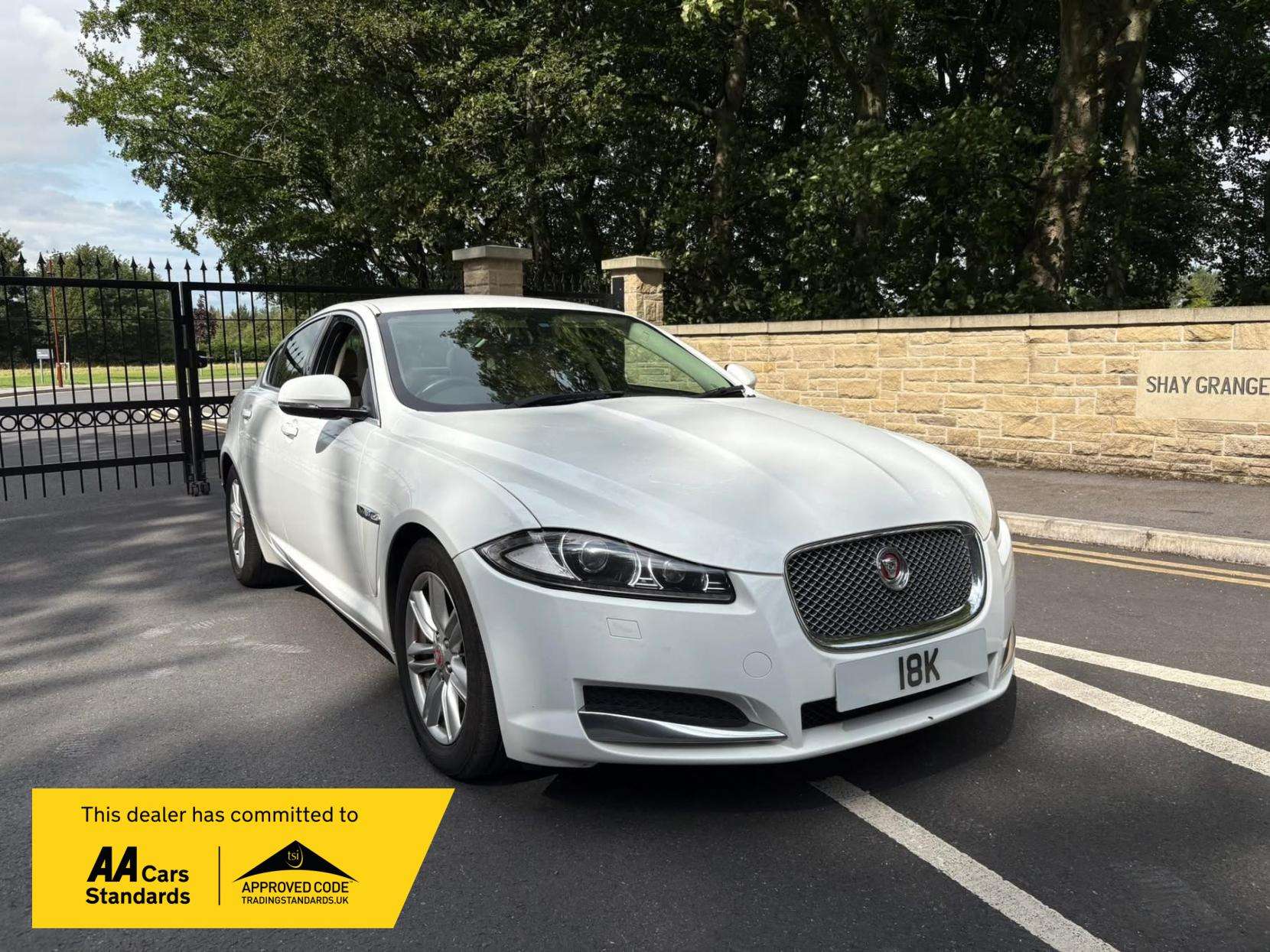 2014 JAGUAR XF 2014 JAGUAR XF
