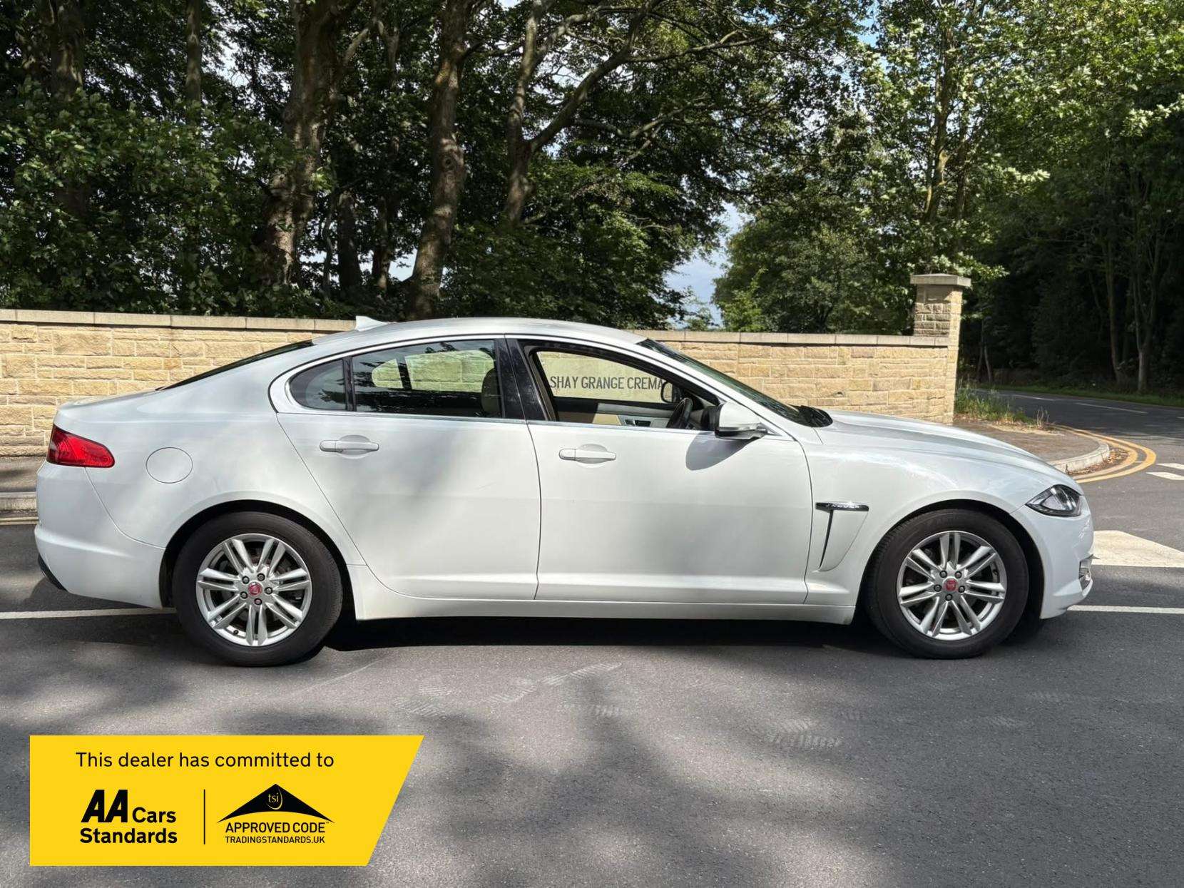 2014 JAGUAR XF 2014 JAGUAR XF