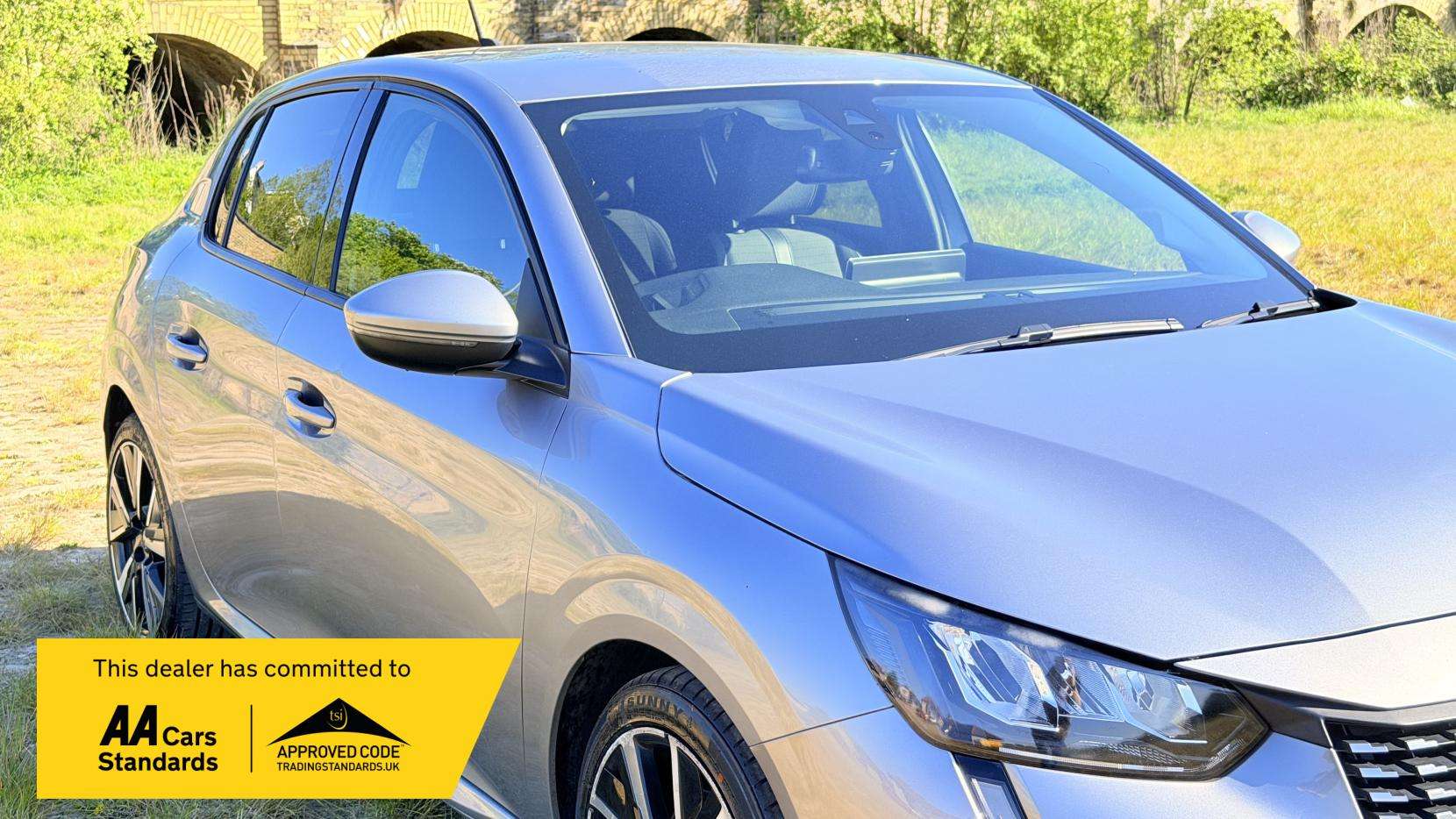 A 2020 PEUGEOT 208 1.2 PureTech Allure Premium Hatchback 5dr Petrol Manual Euro 6 (s/s) (100 ps) A 2020 PEUGEOT 208 1.2 PureTech Allure Premium Hatchback 5dr Petrol Manual Euro 6 (s/s) (100 ps)