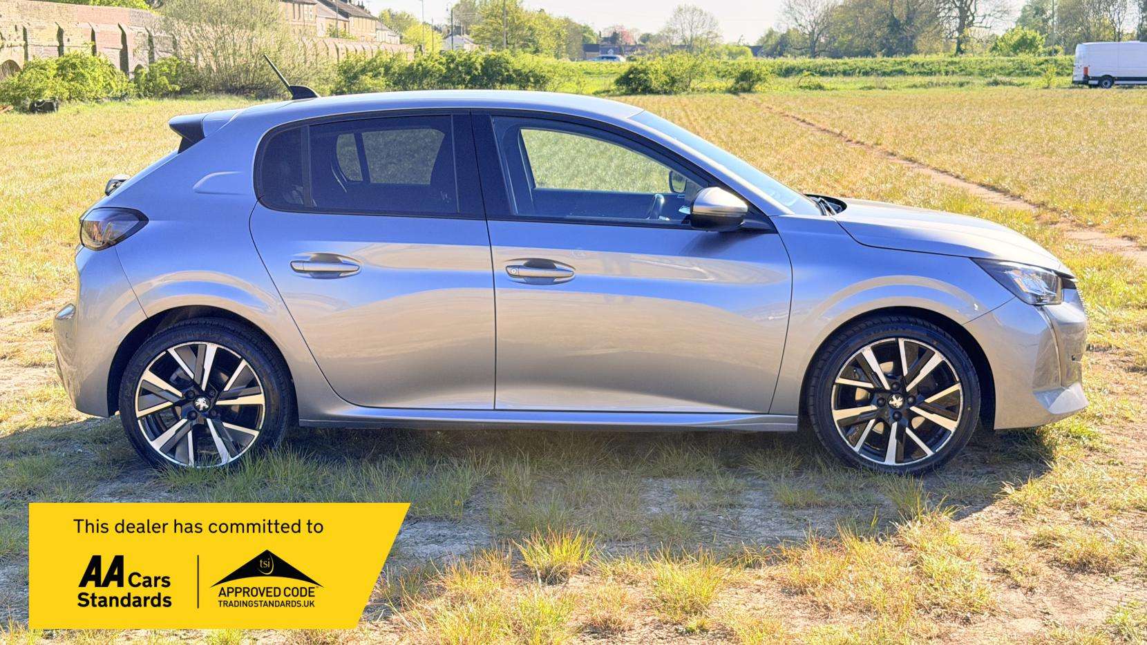 2020 PEUGEOT 208 2020 PEUGEOT 208