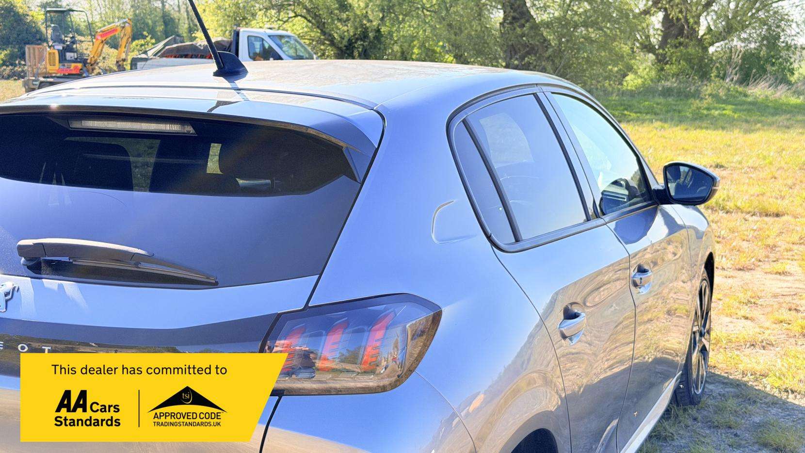 2020 PEUGEOT 208 2020 PEUGEOT 208