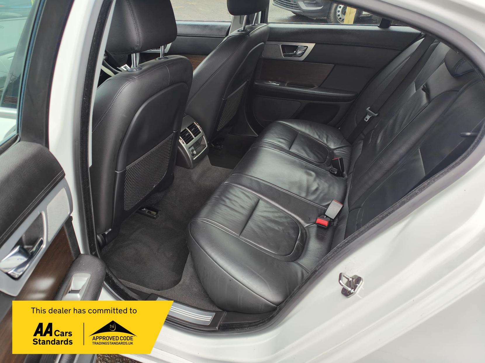 2013 JAGUAR XF 2013 JAGUAR XF