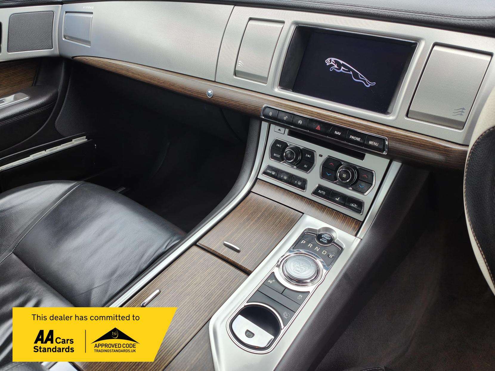 2013 JAGUAR XF 2013 JAGUAR XF