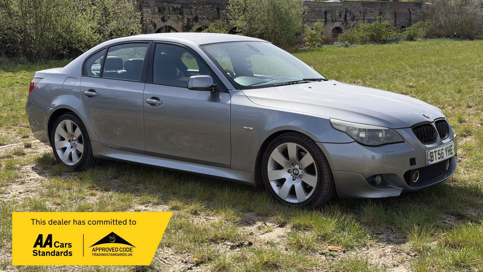 A 2007 BMW 5 SERIES 2.5 525d M Sport Saloon 4dr Diesel Manual Euro 4 (177 ps) A 2007 BMW 5 SERIES 2.5 525d M Sport Saloon 4dr Diesel Manual Euro 4 (177 ps)
