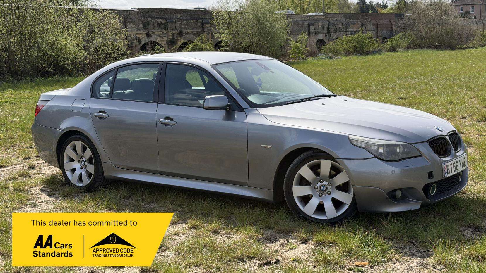 A 2007 BMW 5 SERIES 2.5 525d M Sport Saloon 4dr Diesel Manual Euro 4 (177 ps) A 2007 BMW 5 SERIES 2.5 525d M Sport Saloon 4dr Diesel Manual Euro 4 (177 ps)