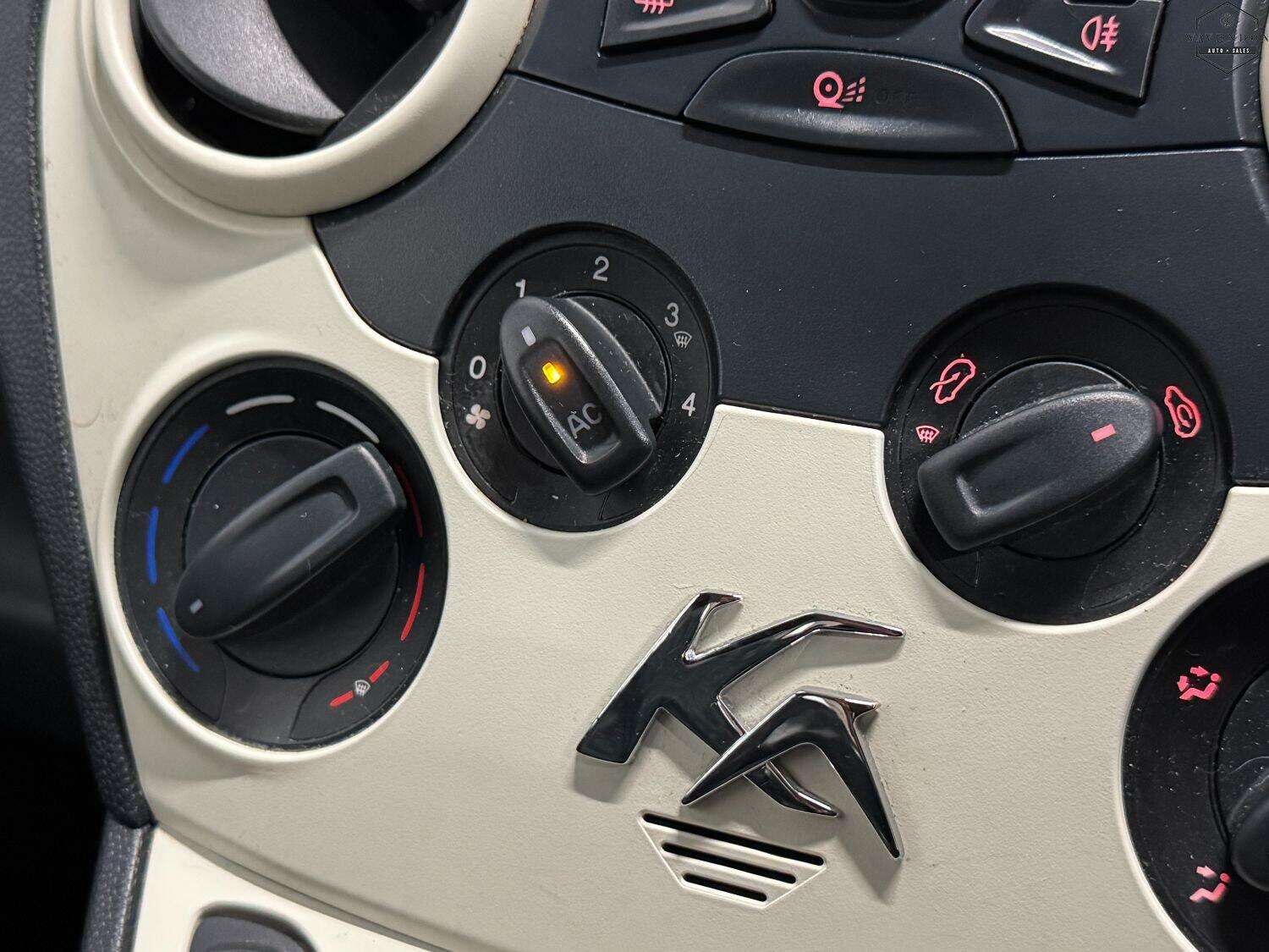 2015 FORD KA 2015 FORD KA