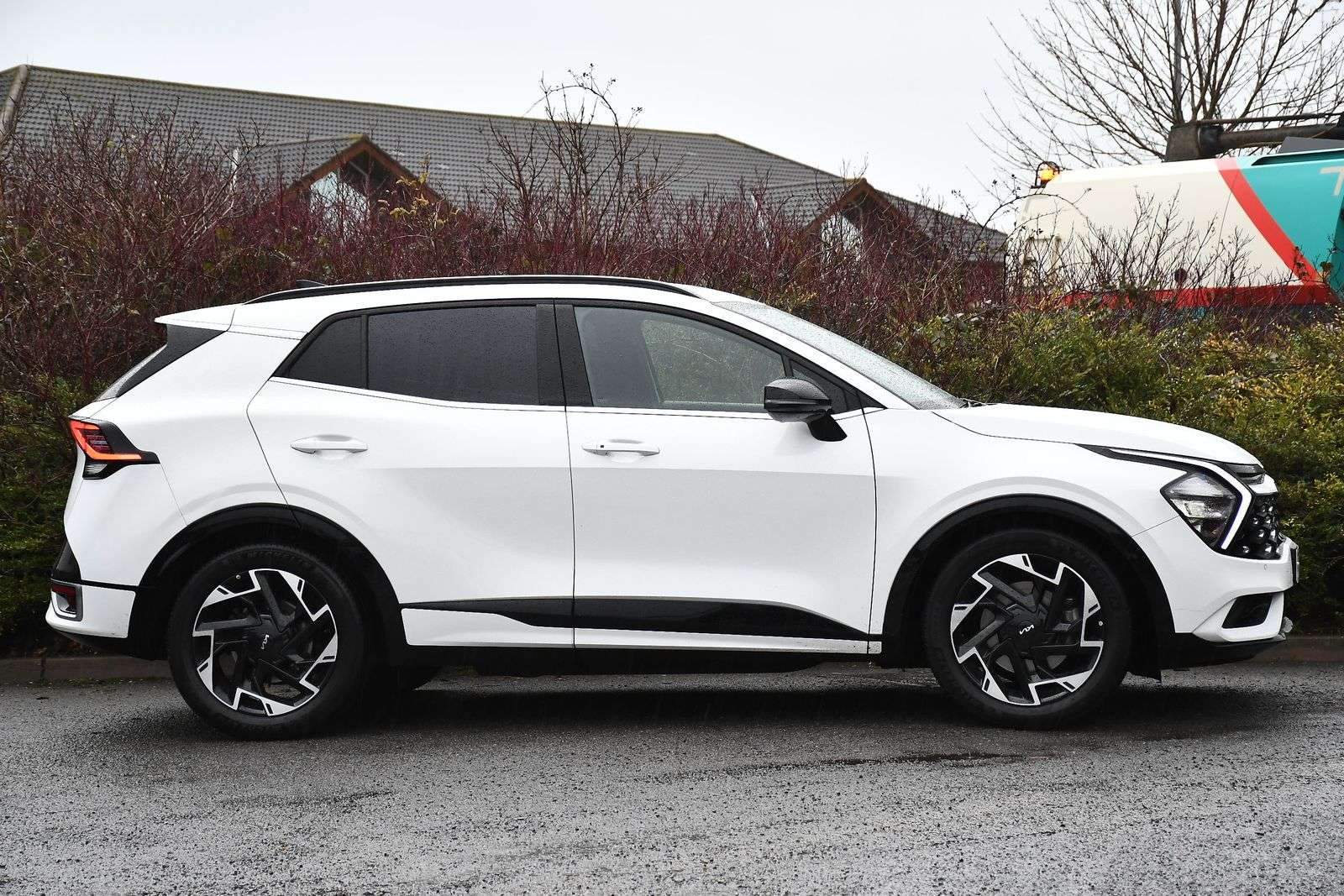 A 2022 KIA SPORTAGE 1.6 CRDi GT-Line SUV 5dr Diesel Manual Euro 6 (s/s) (113 bhp) A 2022 KIA SPORTAGE 1.6 CRDi GT-Line SUV 5dr Diesel Manual Euro 6 (s/s) (113 bhp)