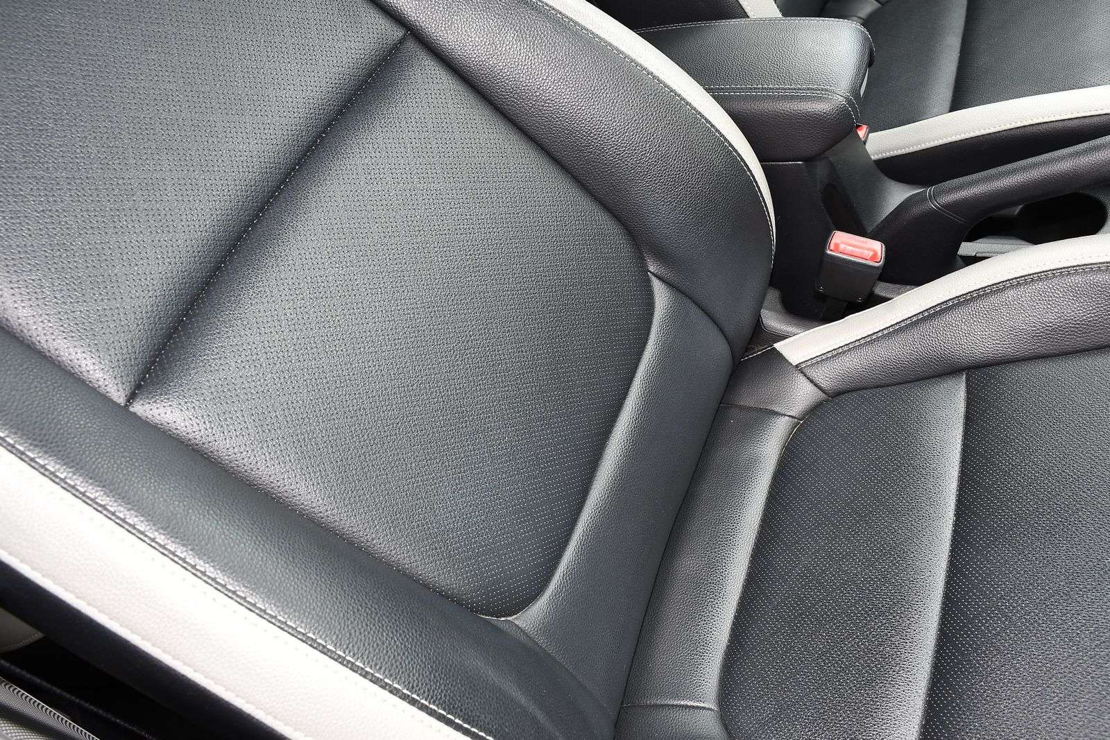 2019 KIA STONIC 2019 KIA STONIC