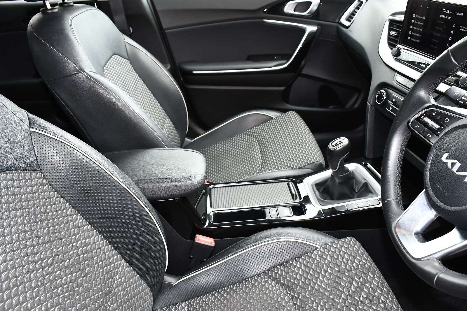 2022 KIA XCEED 2022 KIA XCEED