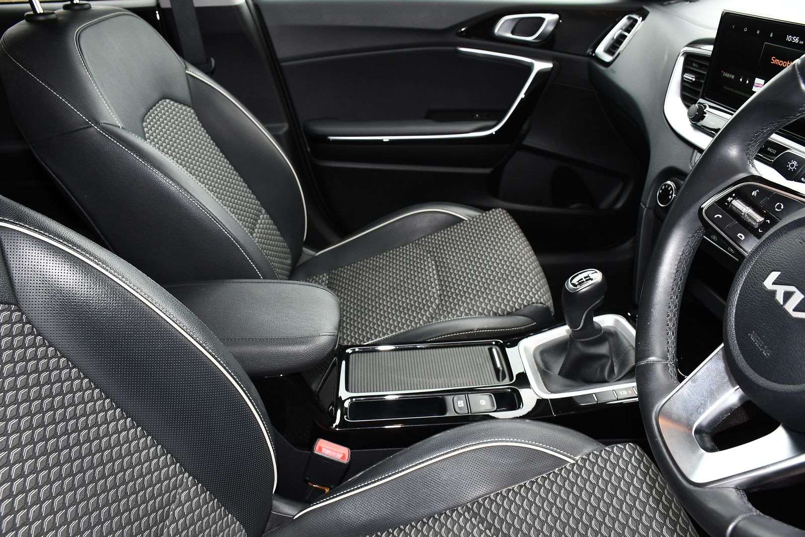 2022 KIA XCEED 2022 KIA XCEED