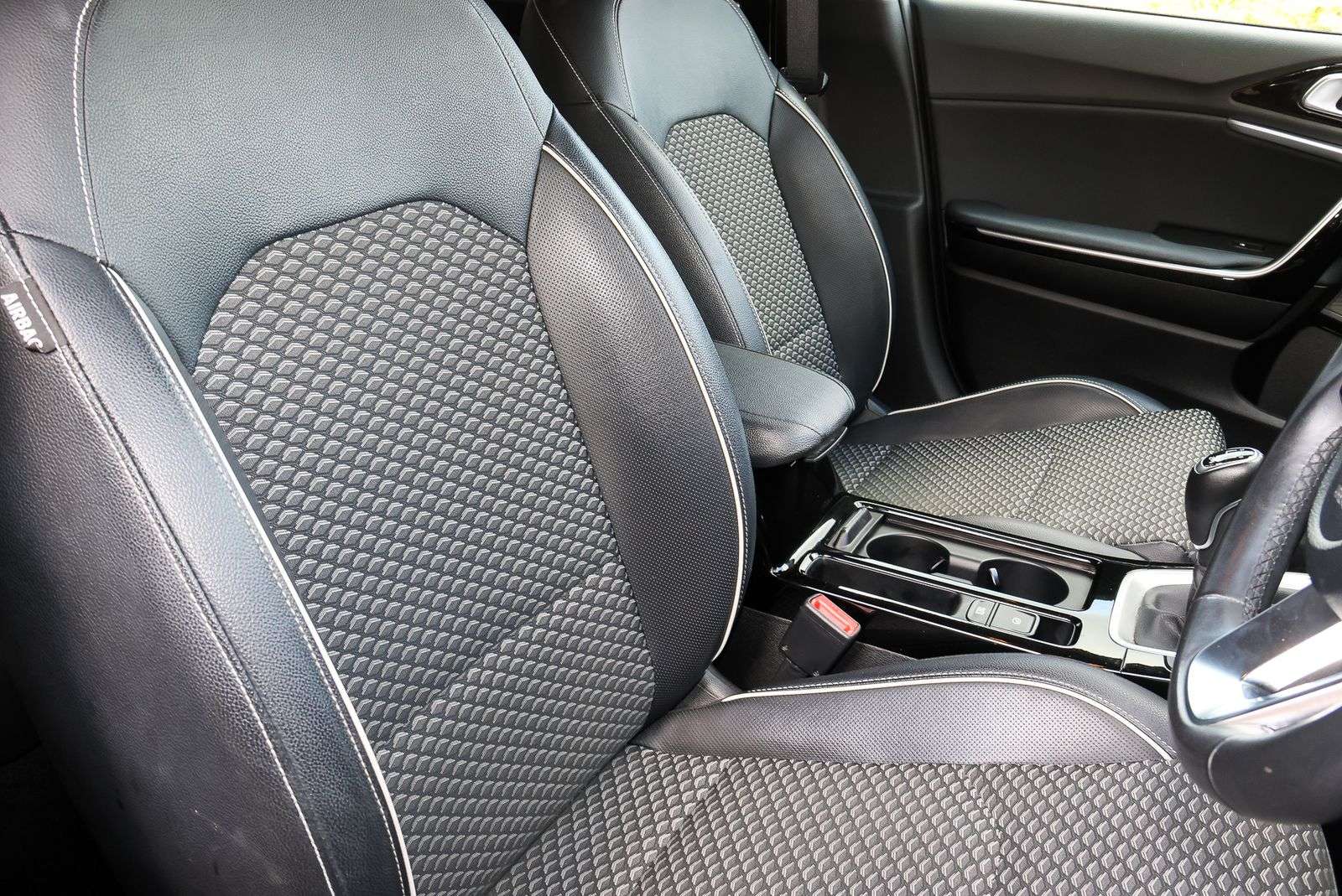 2022 KIA XCEED 2022 KIA XCEED