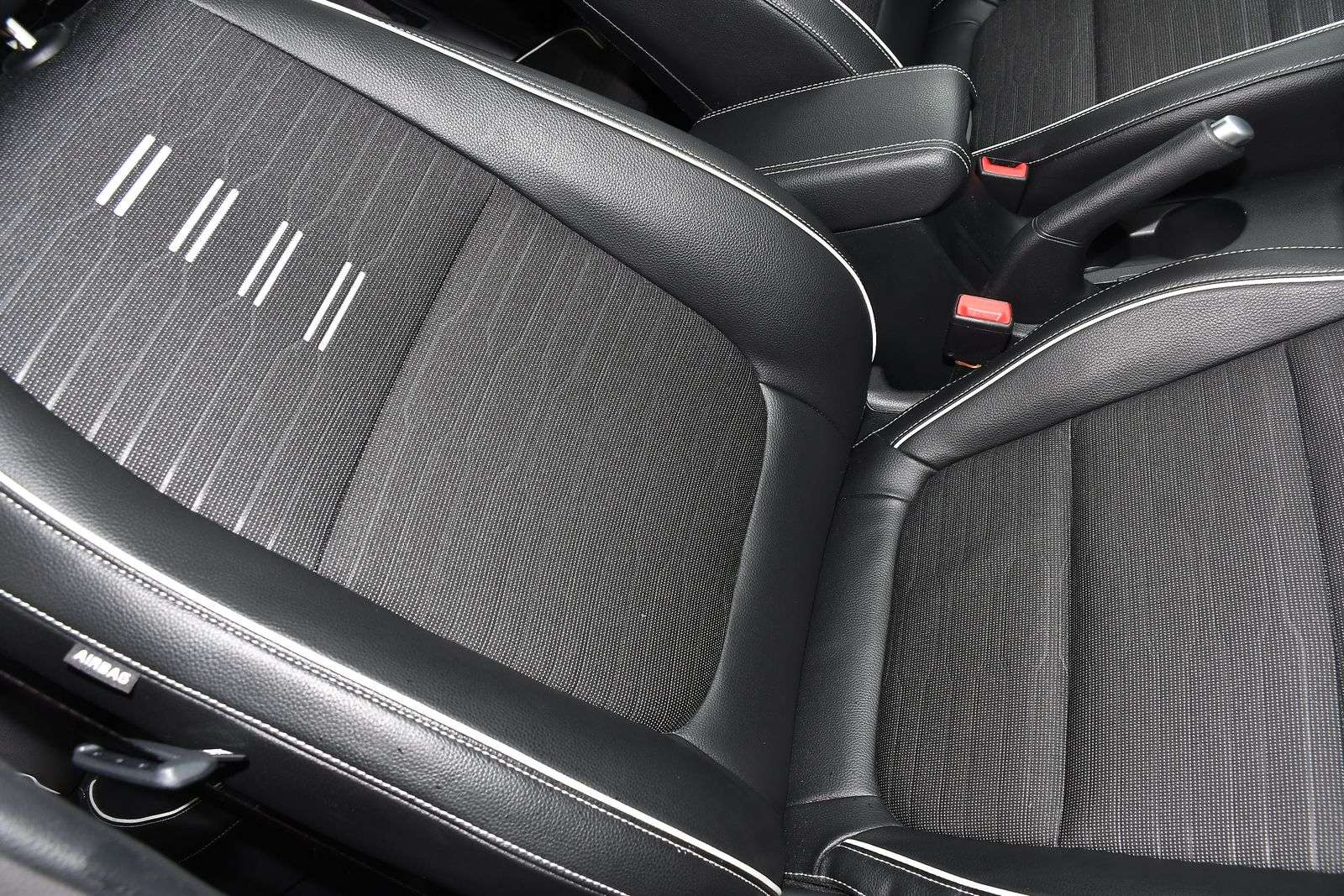 2022 KIA STONIC 2022 KIA STONIC