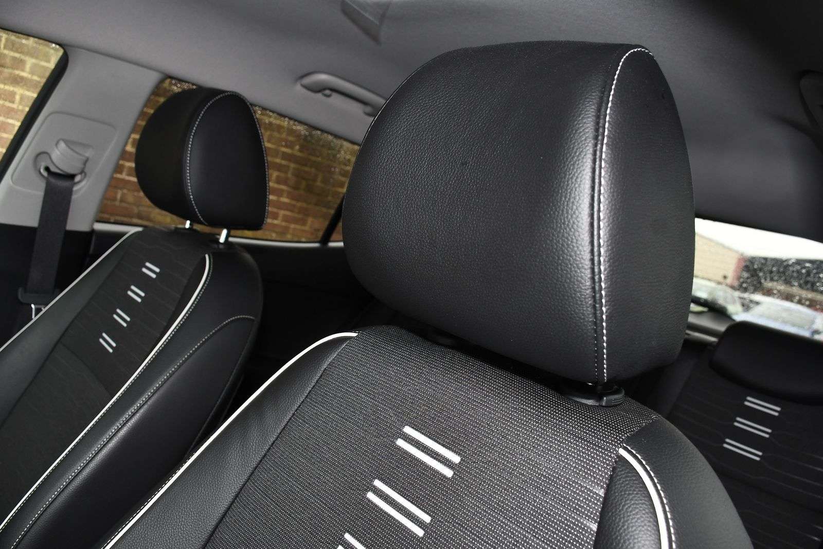 2022 KIA STONIC 2022 KIA STONIC