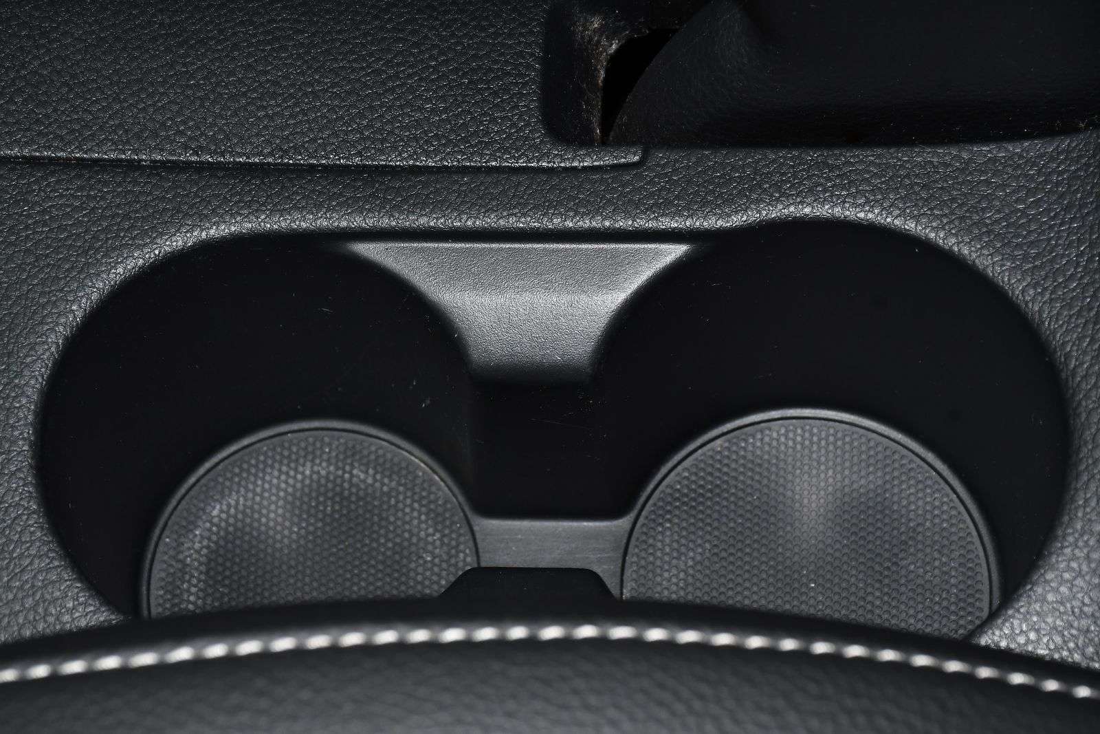 2022 KIA STONIC 2022 KIA STONIC