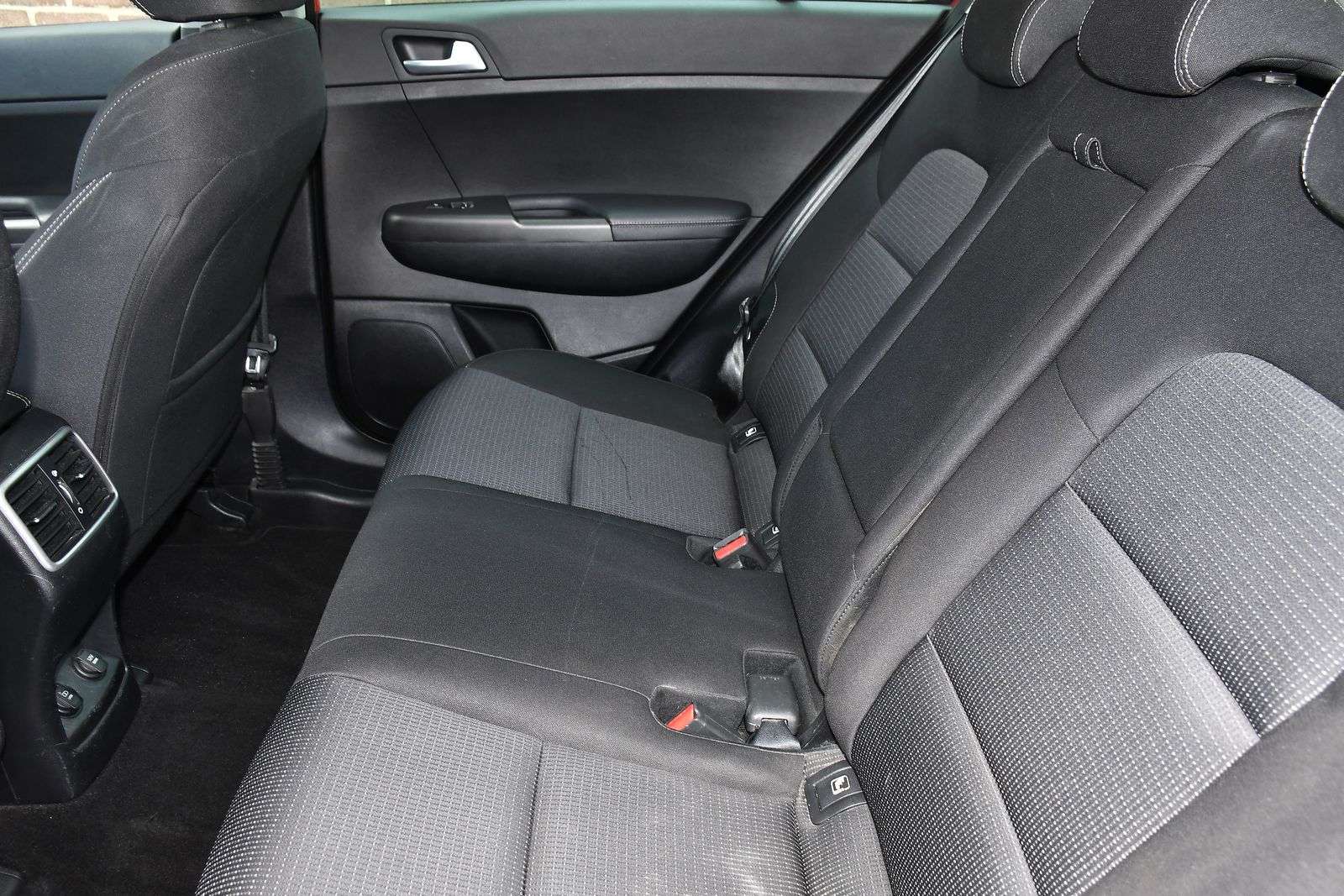 2021 KIA SPORTAGE 2021 KIA SPORTAGE