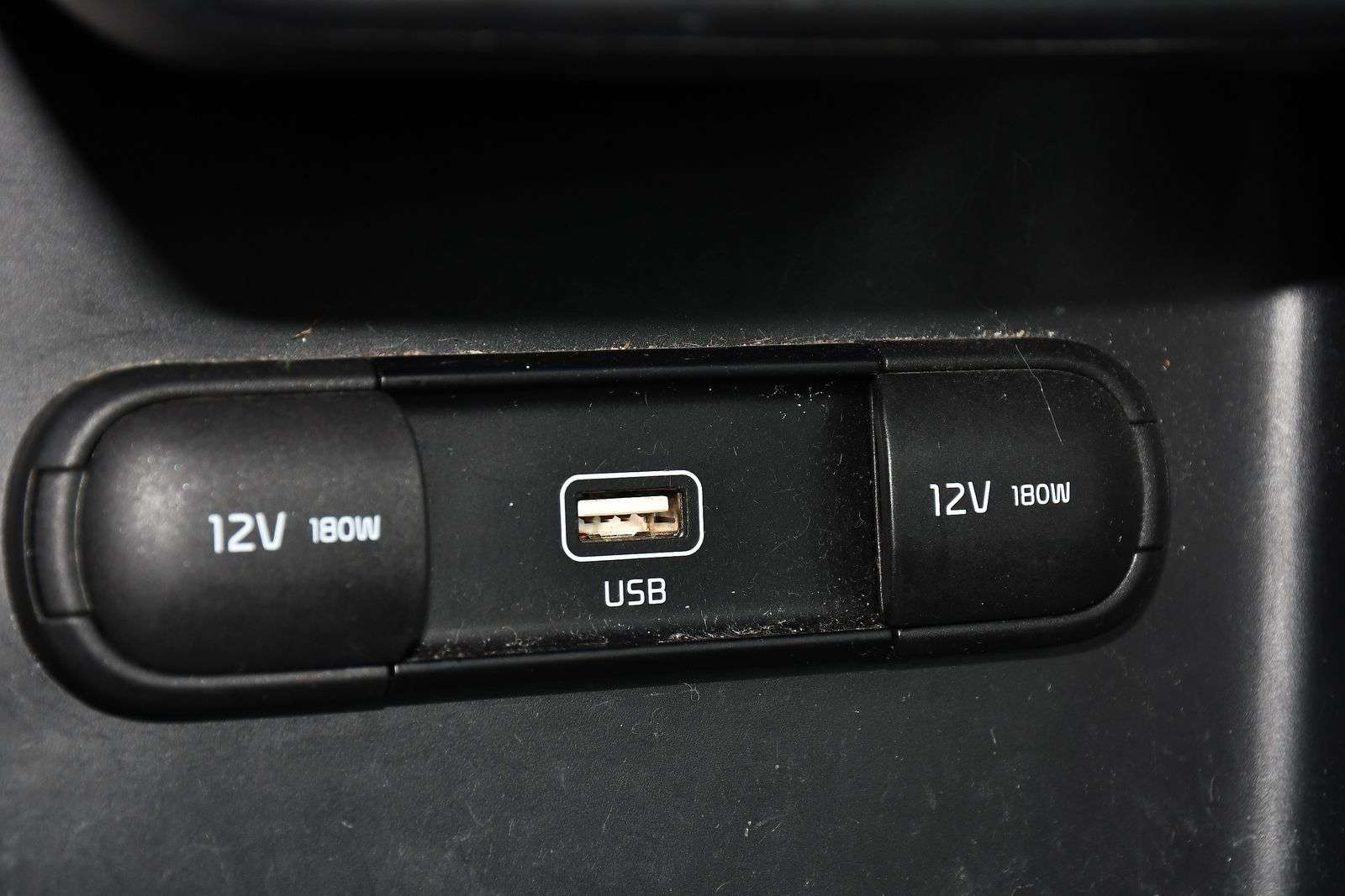 2021 KIA SPORTAGE 2021 KIA SPORTAGE