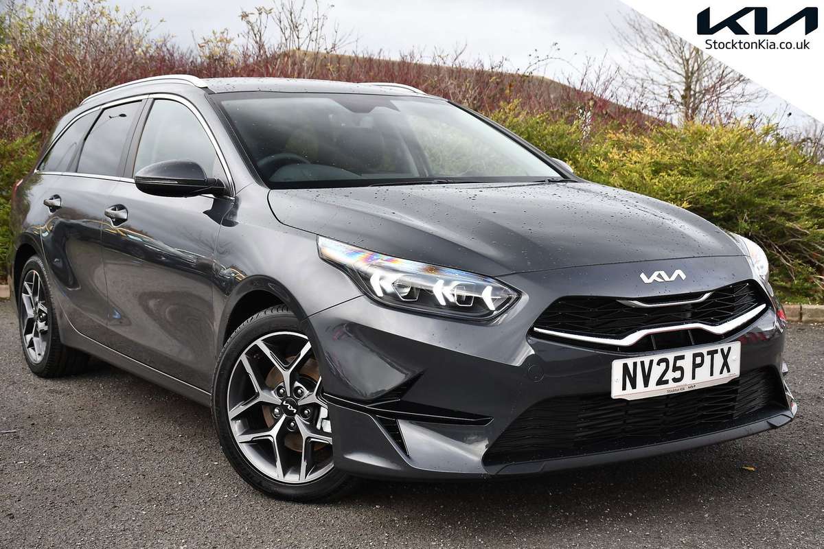 Check out this Kia Ceed 2025 Petrol Manual