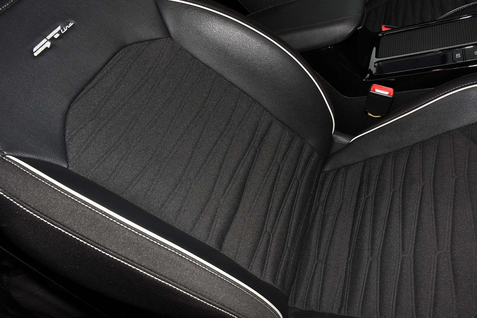 2025 KIA XCEED 2025 KIA XCEED