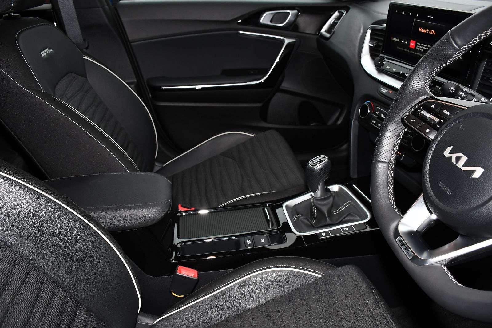 2025 KIA XCEED 2025 KIA XCEED