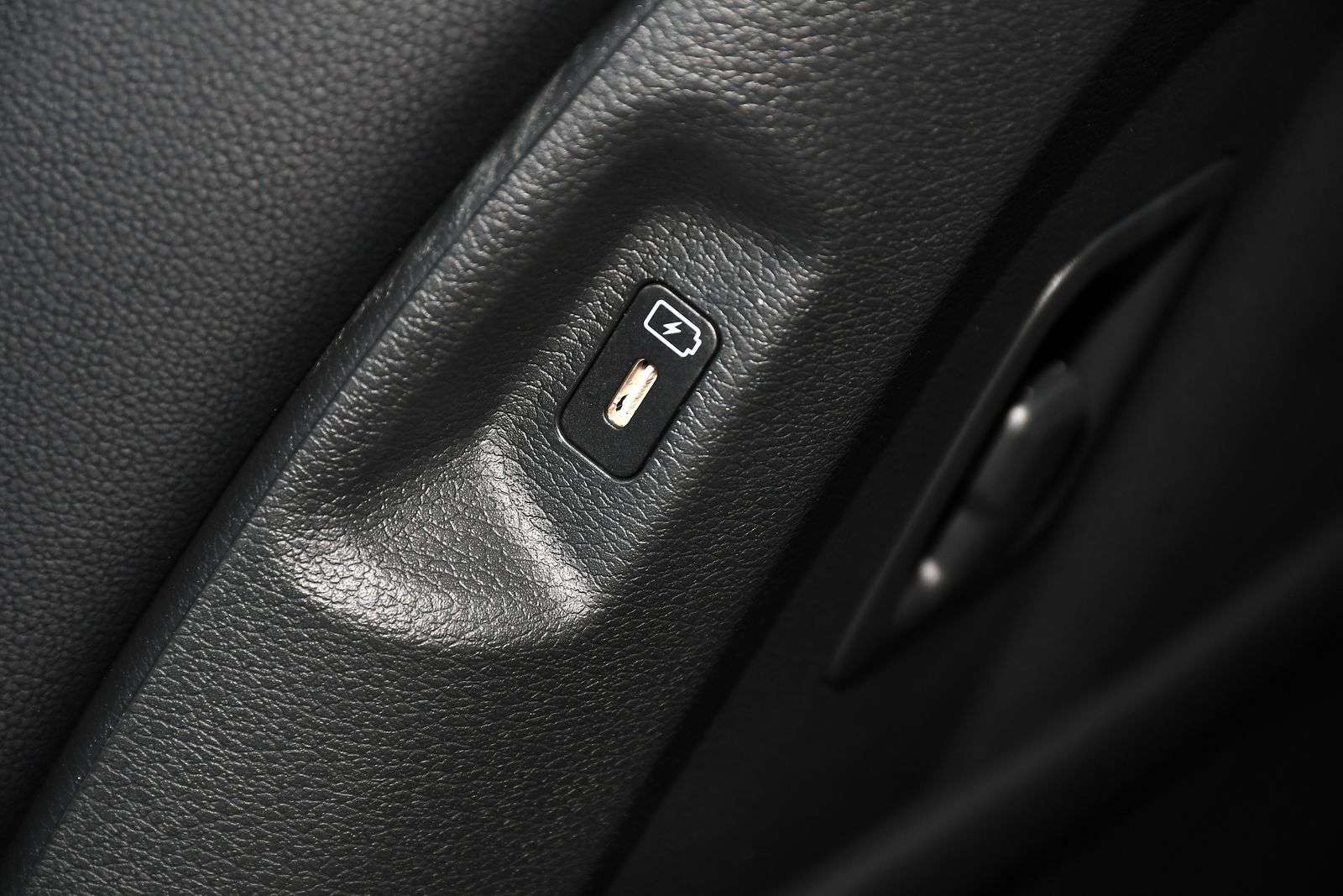 2025 KIA SPORTAGE 2025 KIA SPORTAGE