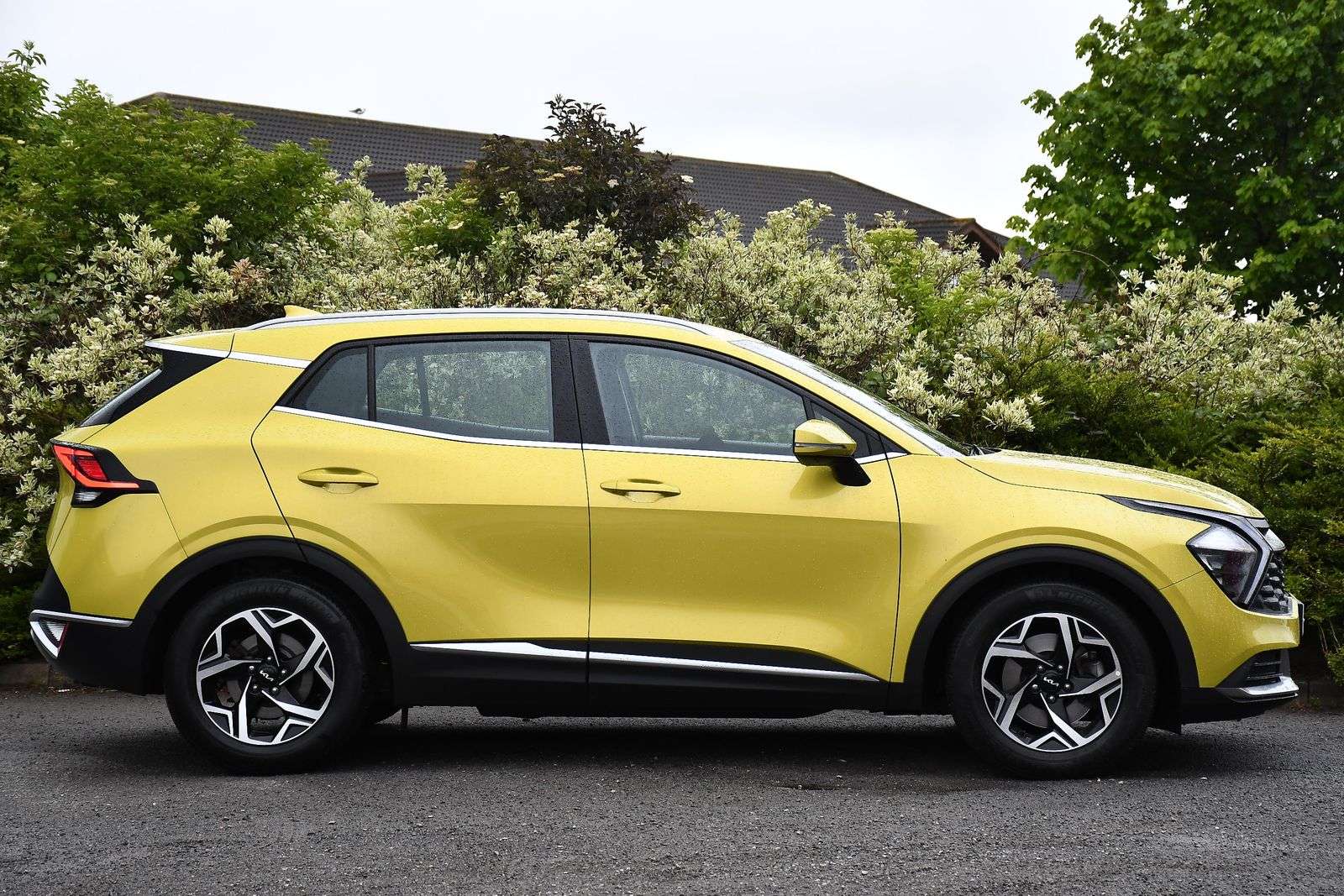 A 2023 KIA SPORTAGE 1.6 T-GDi 2 SUV 5dr Petrol Manual Euro 6 (s/s) (148 bhp) A 2023 KIA SPORTAGE 1.6 T-GDi 2 SUV 5dr Petrol Manual Euro 6 (s/s) (148 bhp)