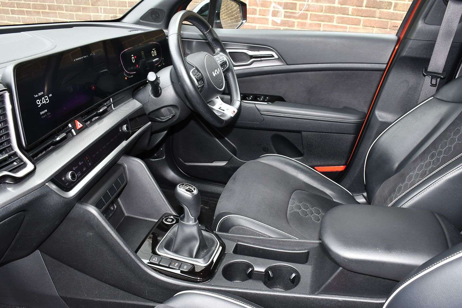 A 2022 KIA SPORTAGE 1.6 T-GDi GT-Line SUV 5dr Petrol Manual Euro 6 (s/s) (148 bhp) A 2022 KIA SPORTAGE 1.6 T-GDi GT-Line SUV 5dr Petrol Manual Euro 6 (s/s) (148 bhp)