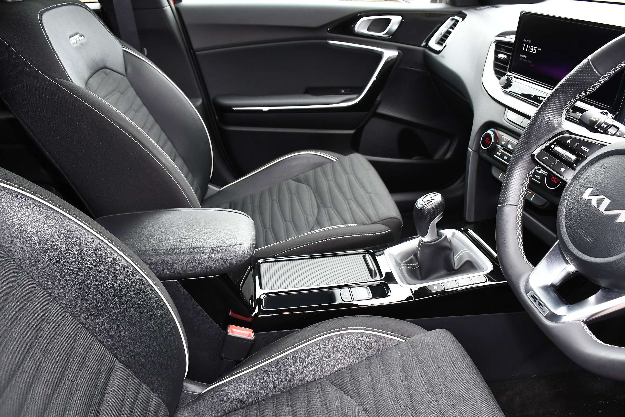 2024 KIA PROCEED 2024 KIA PROCEED