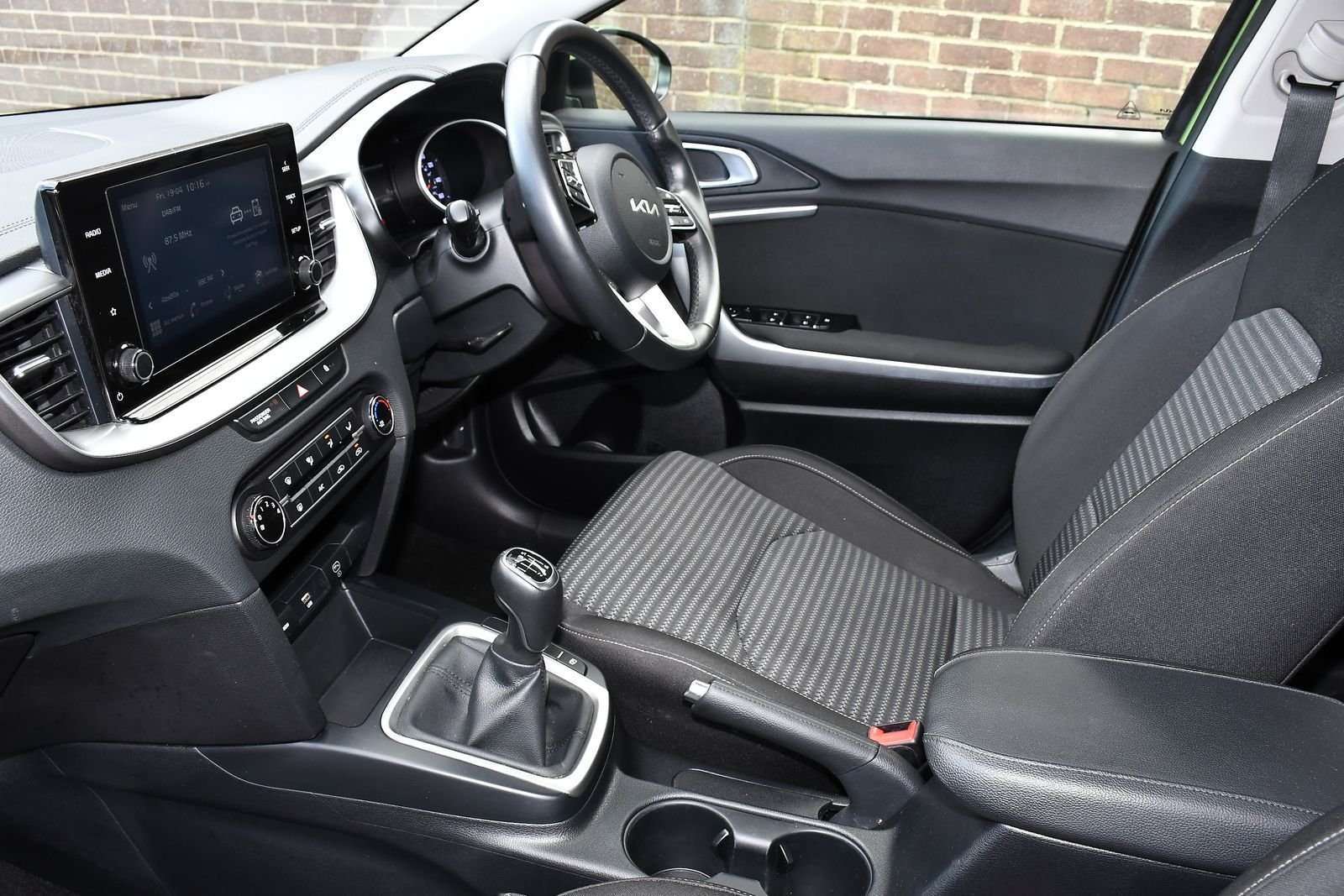 A 2023 KIA CEED XCEED 2 A 2023 KIA CEED XCEED 2