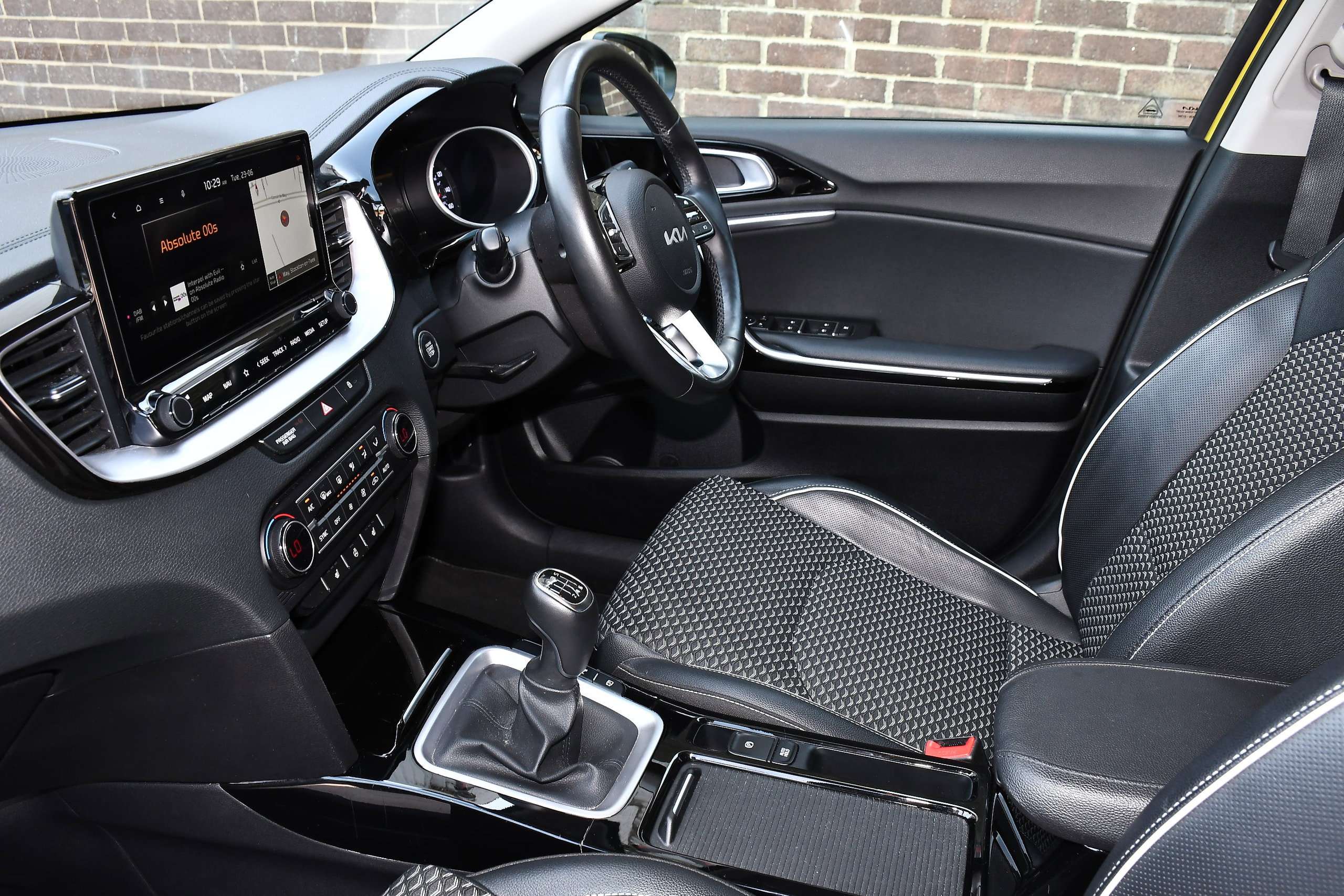 A 2022 KIA XCEED 1.5 T-GDi 3 SUV 5dr Petrol Manual Euro 6 (s/s) (158 bhp) A 2022 KIA XCEED 1.5 T-GDi 3 SUV 5dr Petrol Manual Euro 6 (s/s) (158 bhp)