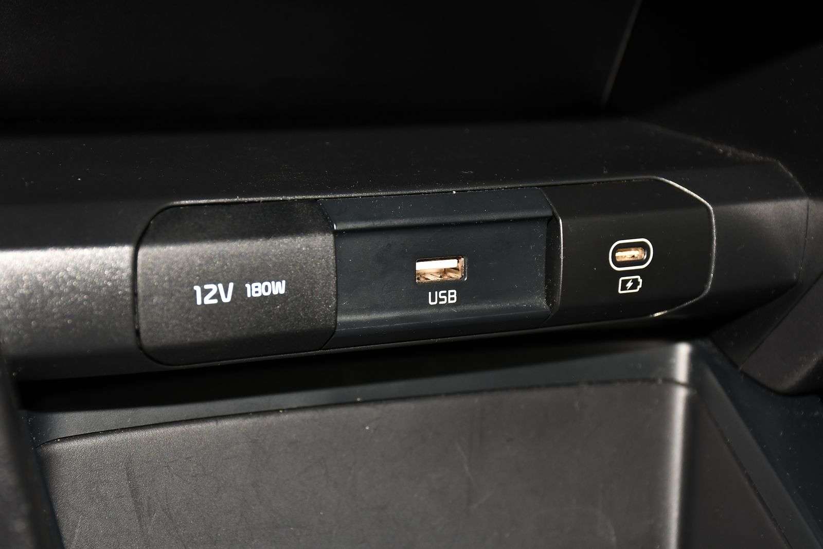 2023 KIA CEED 2023 KIA CEED