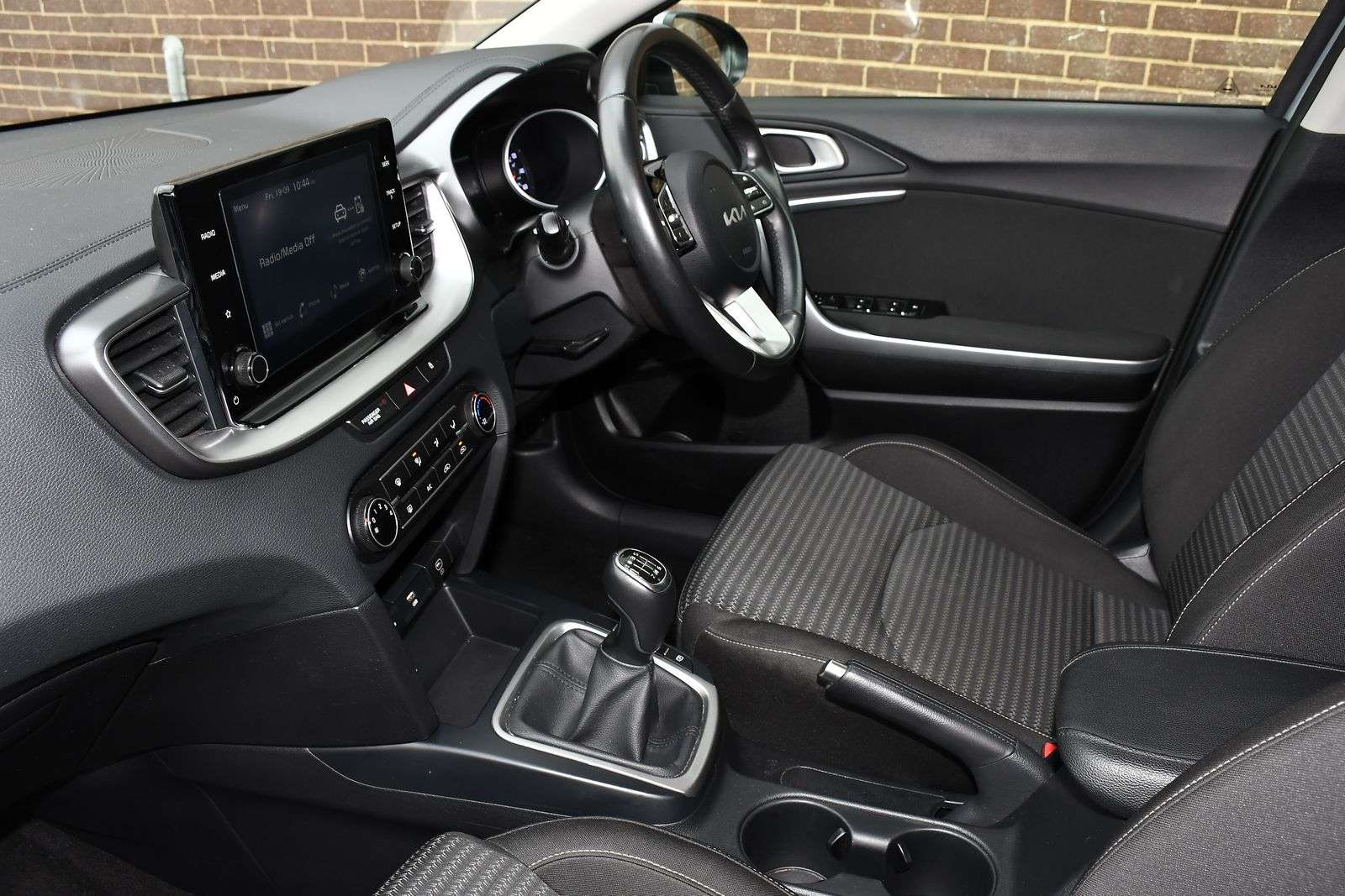 2023 KIA CEED 2023 KIA CEED