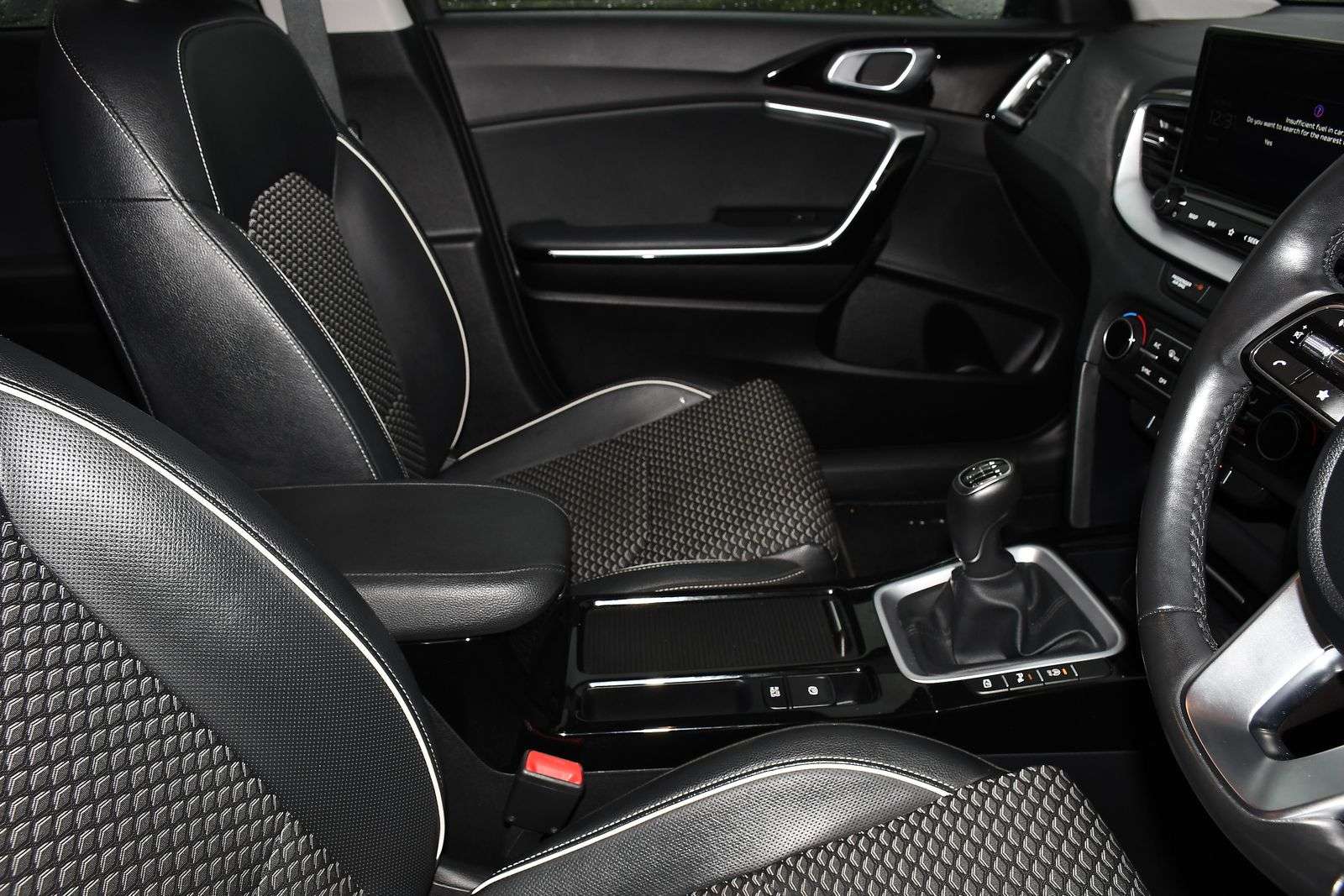 2022 KIA XCEED 2022 KIA XCEED