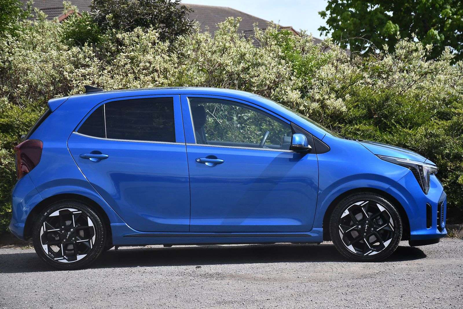 A 2025 KIA PICANTO 1.0 GT-Line Hatchback 5dr Petrol Manual Euro 6 (s/s) (62 bhp) A 2025 KIA PICANTO 1.0 GT-Line Hatchback 5dr Petrol Manual Euro 6 (s/s) (62 bhp)