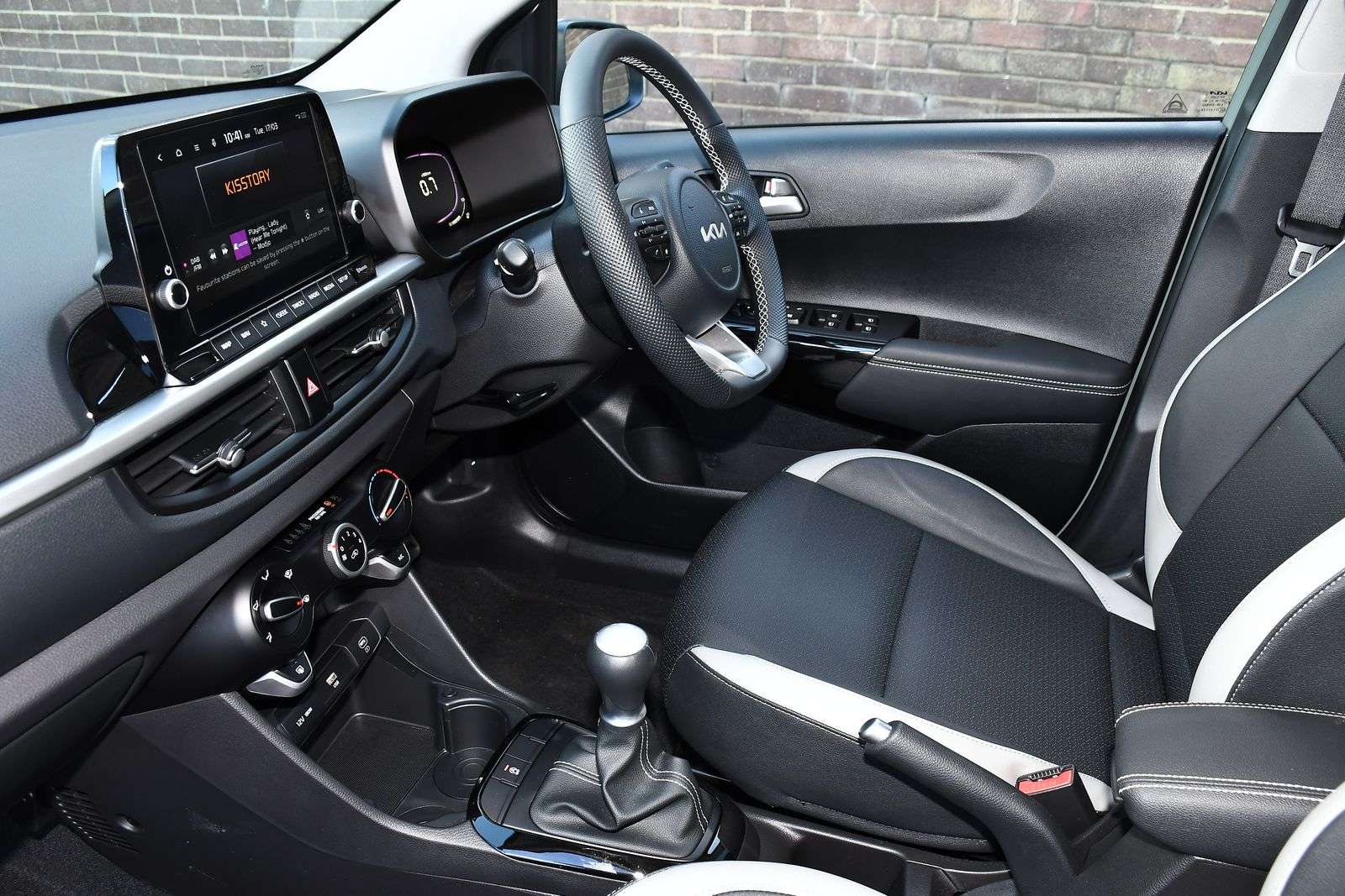 A 2025 KIA PICANTO 1.0 GT-Line Hatchback 5dr Petrol Manual Euro 6 (s/s) (67 bhp) A 2025 KIA PICANTO 1.0 GT-Line Hatchback 5dr Petrol Manual Euro 6 (s/s) (67 bhp)