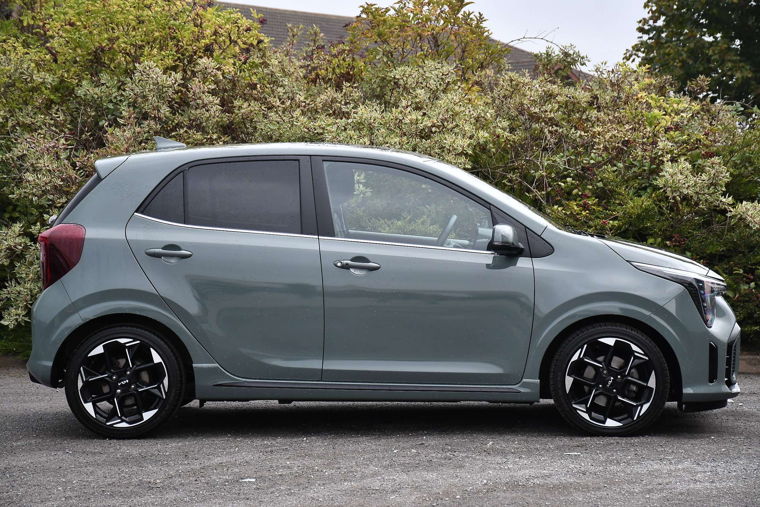 A 2025 KIA PICANTO 1.0 GT-Line S Hatchback 5dr Petrol Manual Euro 6 (s/s) (67 bhp) A 2025 KIA PICANTO 1.0 GT-Line S Hatchback 5dr Petrol Manual Euro 6 (s/s) (67 bhp)