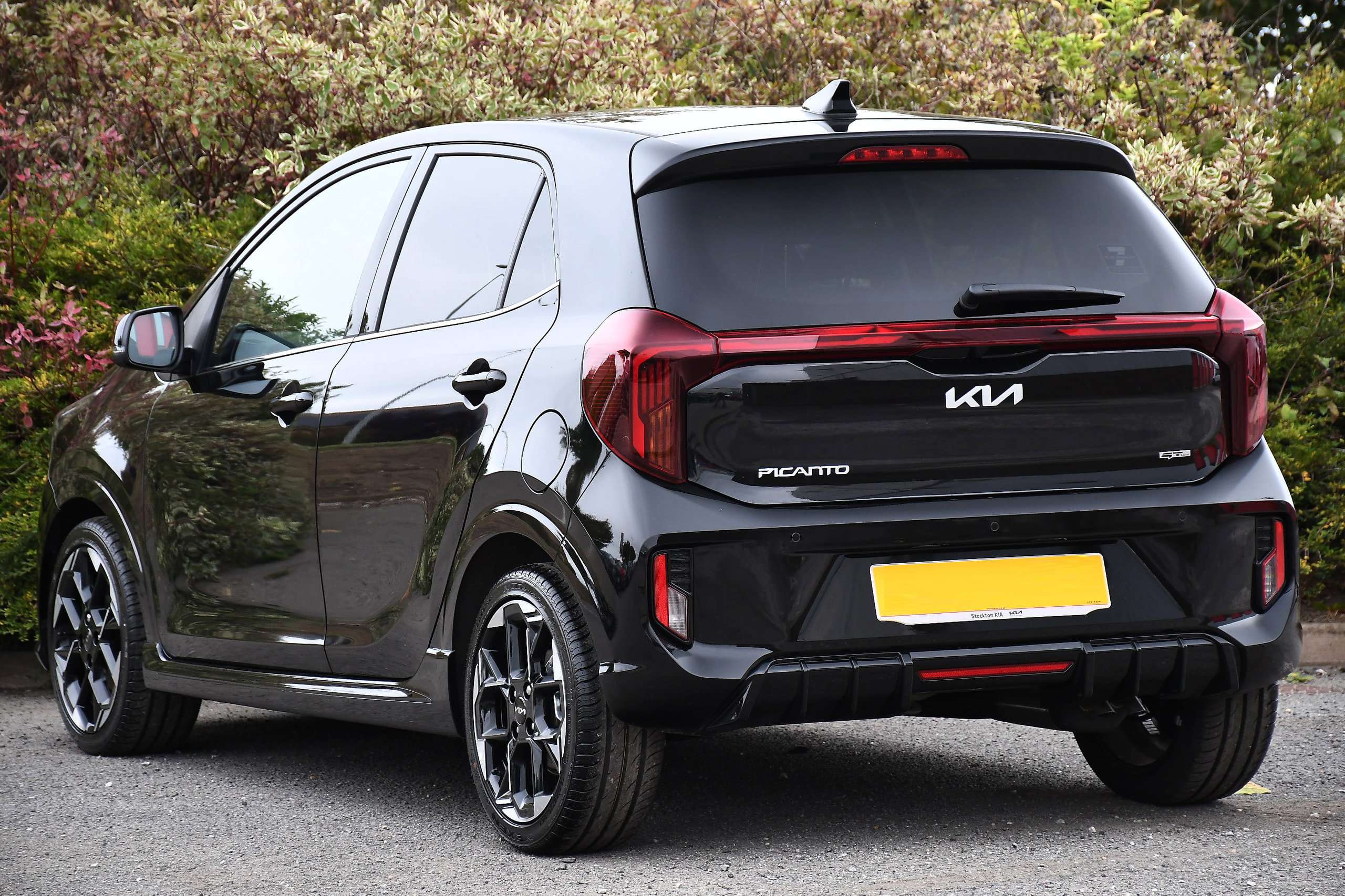 A 2026 KIA PICANTO 1.0 GT-Line Hatchback 5dr Petrol Manual Euro 6 (s/s) (67 bhp) A 2026 KIA PICANTO 1.0 GT-Line Hatchback 5dr Petrol Manual Euro 6 (s/s) (67 bhp)