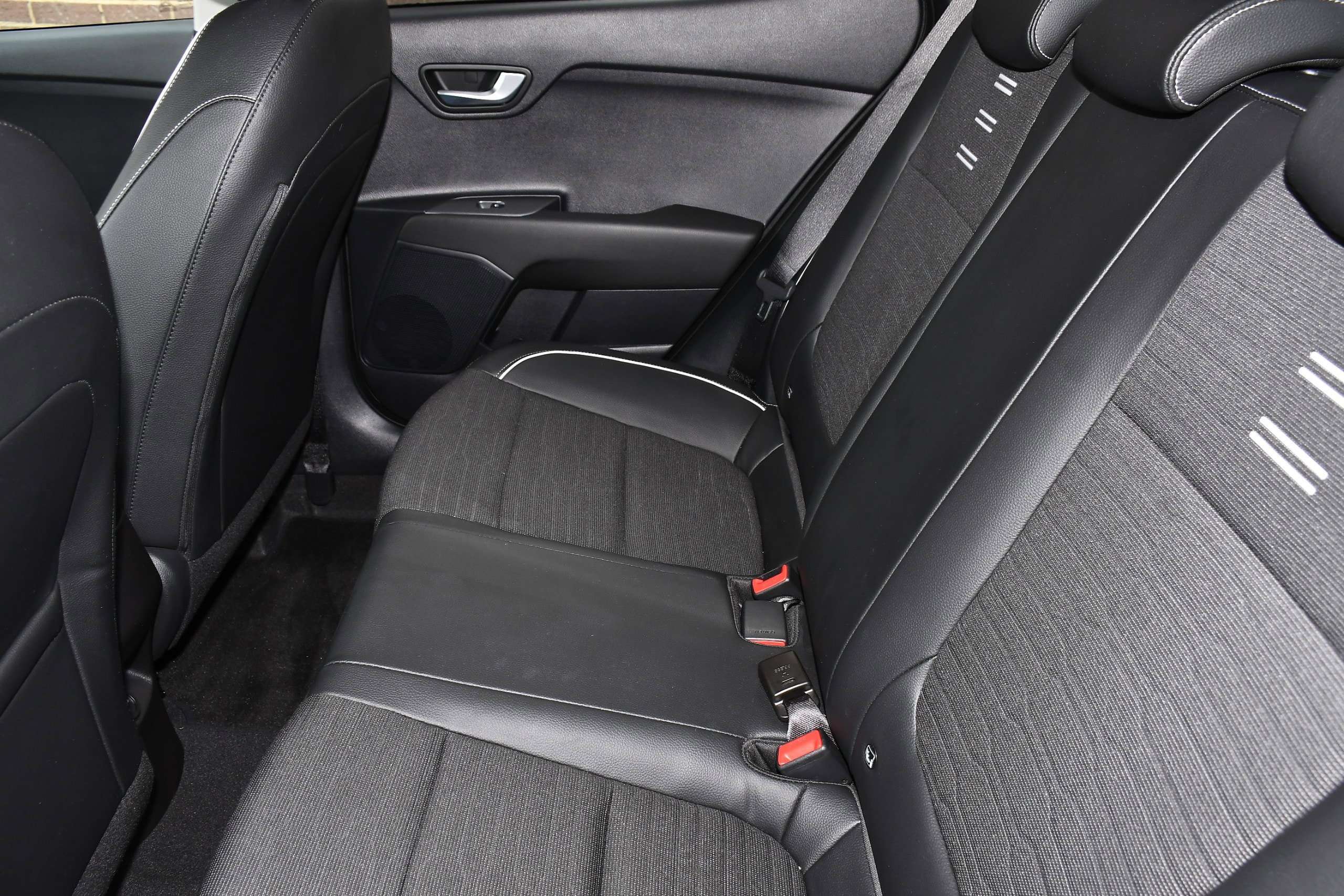 2023 KIA STONIC 2023 KIA STONIC