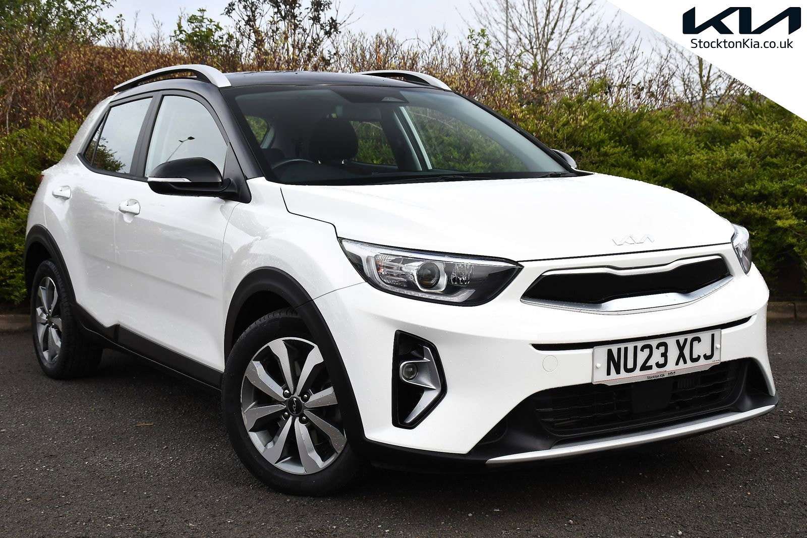 A 2023 KIA STONIC 1.0 T-GDi 2 SUV 5dr Petrol Manual Euro 6 (s/s) (99 bhp) A 2023 KIA STONIC 1.0 T-GDi 2 SUV 5dr Petrol Manual Euro 6 (s/s) (99 bhp)