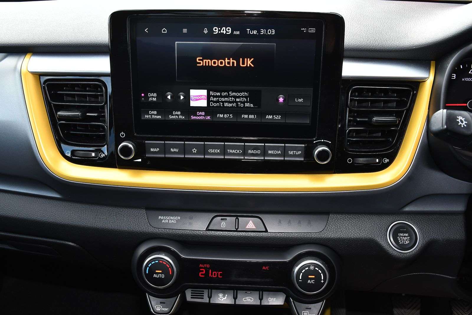 2023 KIA STONIC 2023 KIA STONIC