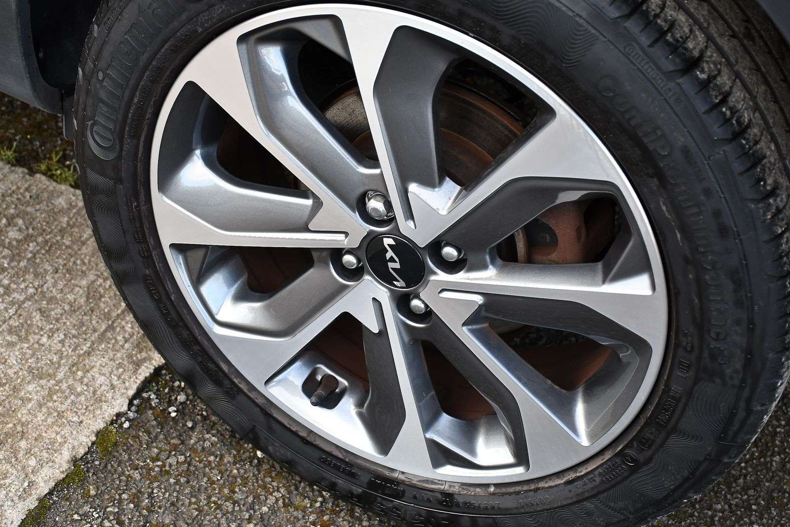 2023 KIA STONIC 2023 KIA STONIC