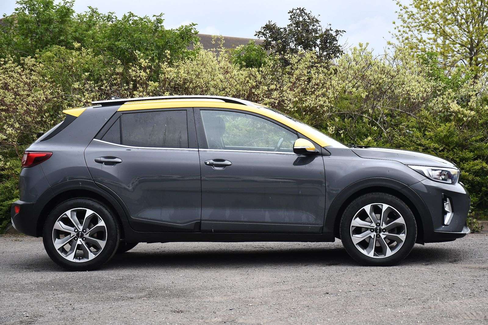 A 2023 KIA STONIC 1.0 T-GDi Quantum SUV 5dr Petrol Manual Euro 6 (s/s) (99 bhp) A 2023 KIA STONIC 1.0 T-GDi Quantum SUV 5dr Petrol Manual Euro 6 (s/s) (99 bhp)