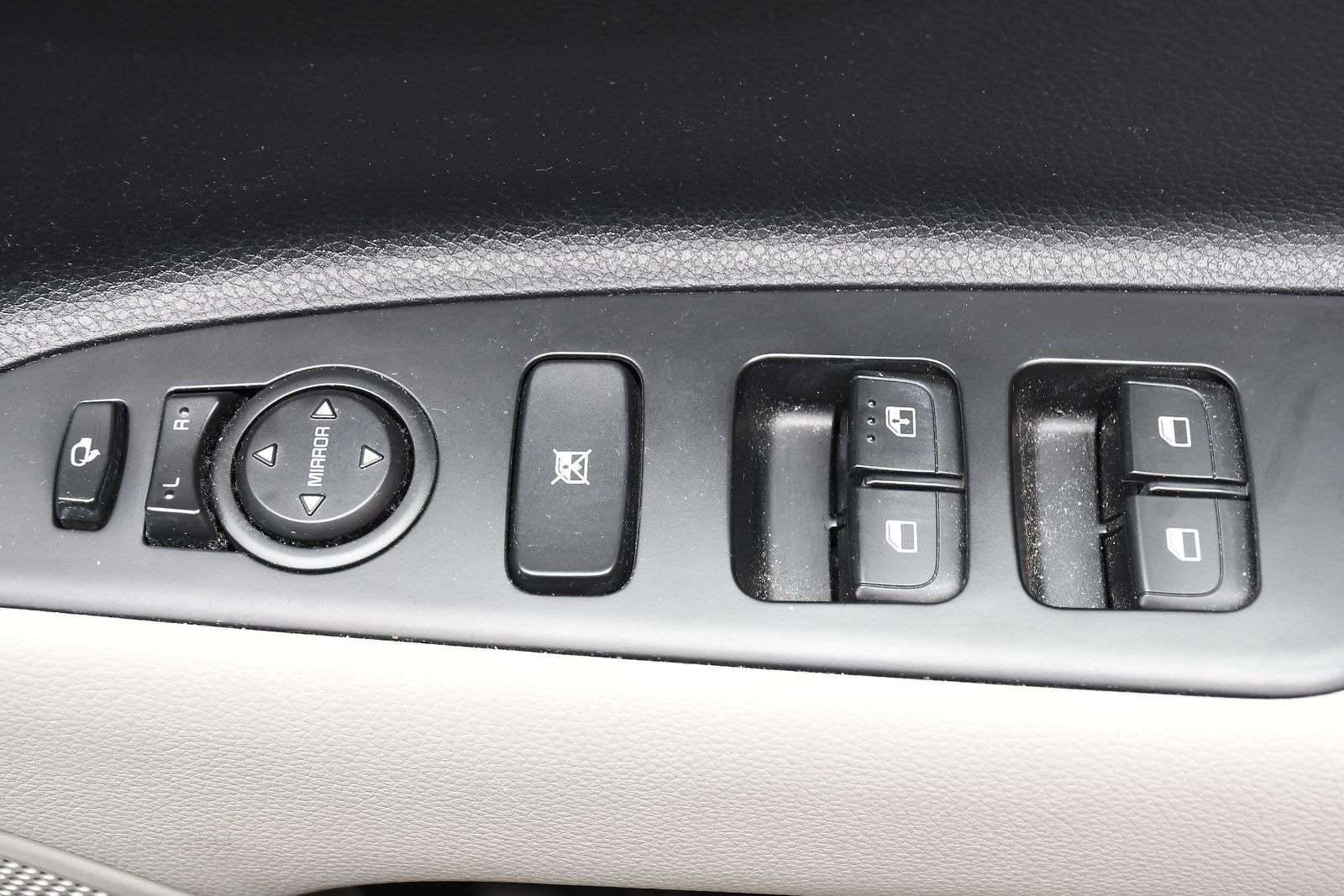 2023 KIA STONIC 2023 KIA STONIC