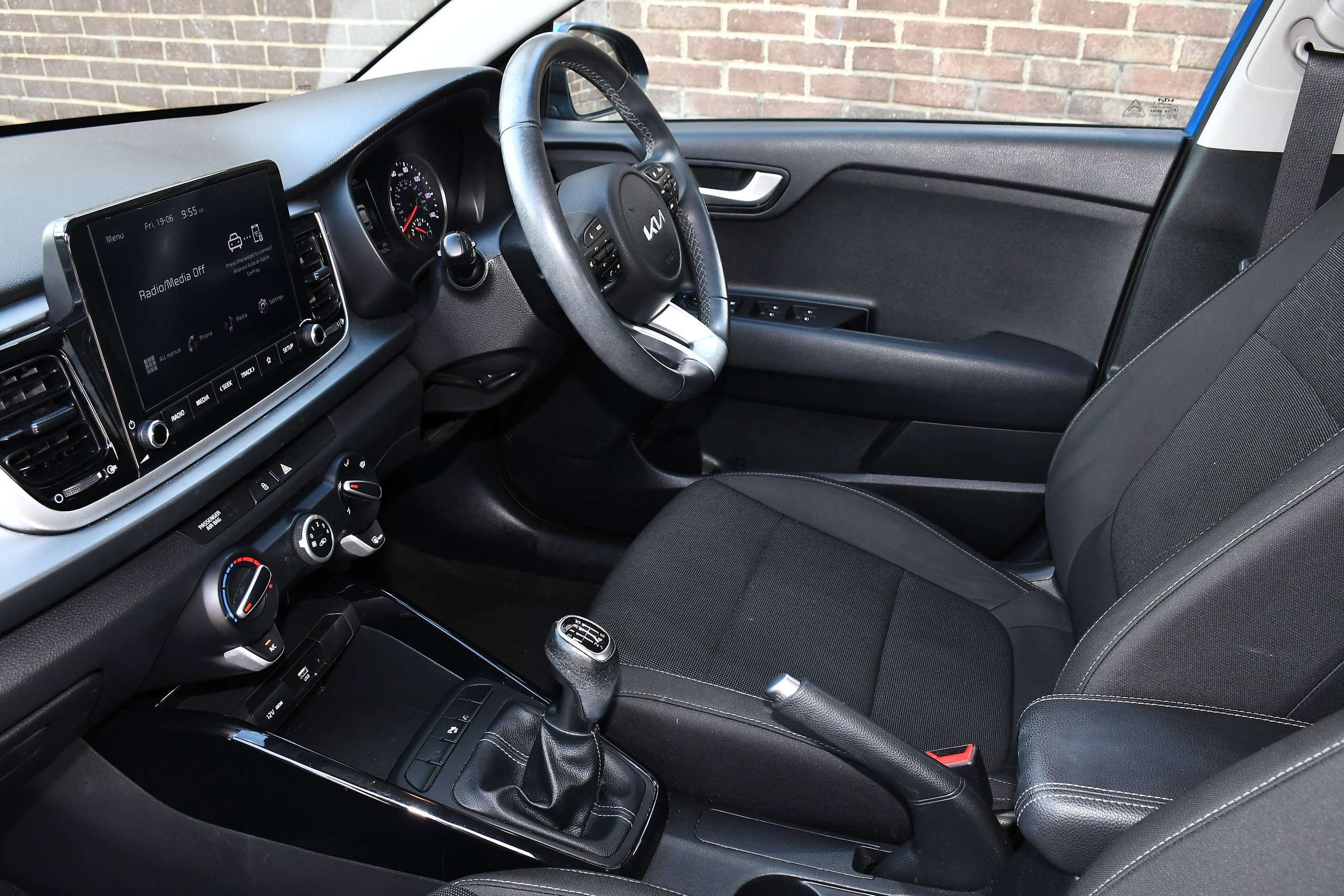 A 2023 KIA RIO 1.0 T-GDi 2 Hatchback 5dr Petrol Manual Euro 6 (s/s) (99 bhp) A 2023 KIA RIO 1.0 T-GDi 2 Hatchback 5dr Petrol Manual Euro 6 (s/s) (99 bhp)