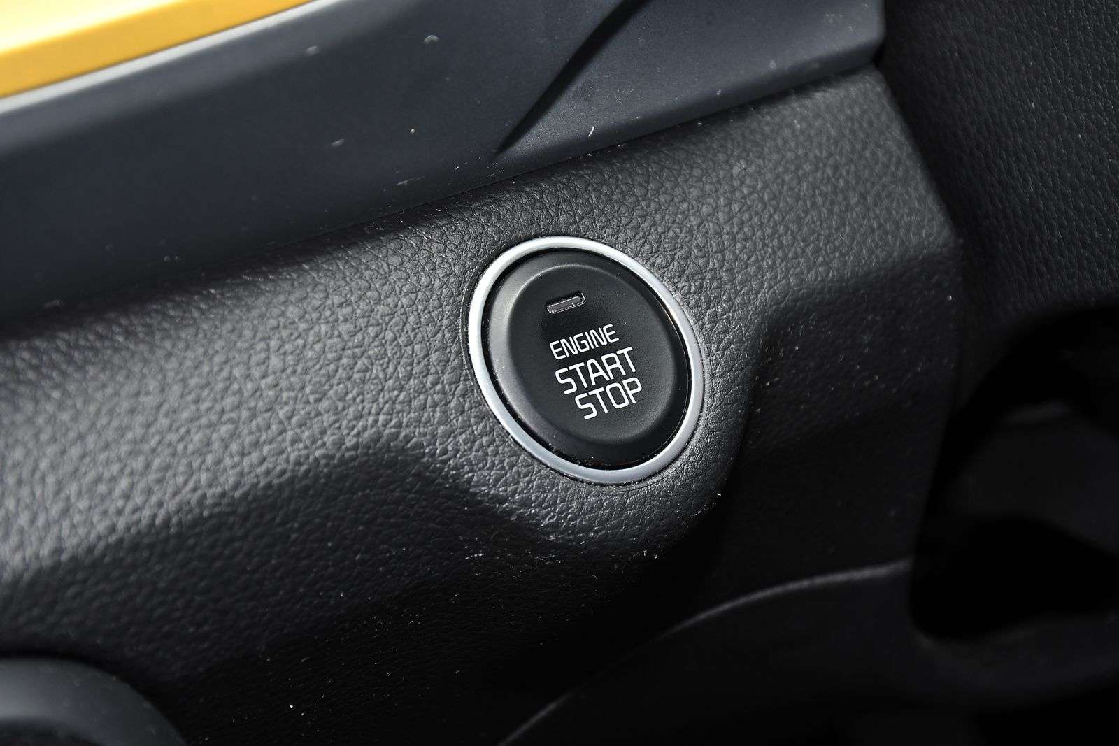 2023 KIA STONIC 2023 KIA STONIC