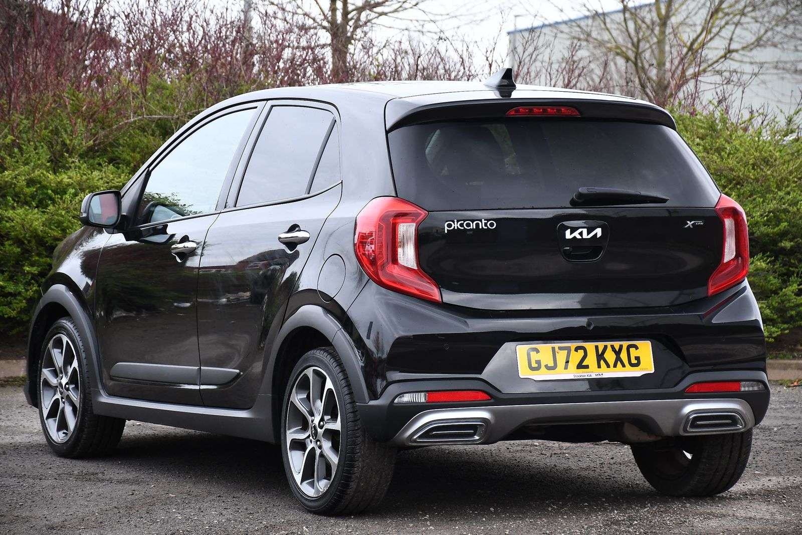 A 2022 KIA PICANTO 1.0 DPi X-Line S Hatchback 5dr Petrol AMT Euro 6 (s/s) (66 bhp) A 2022 KIA PICANTO 1.0 DPi X-Line S Hatchback 5dr Petrol AMT Euro 6 (s/s) (66 bhp)